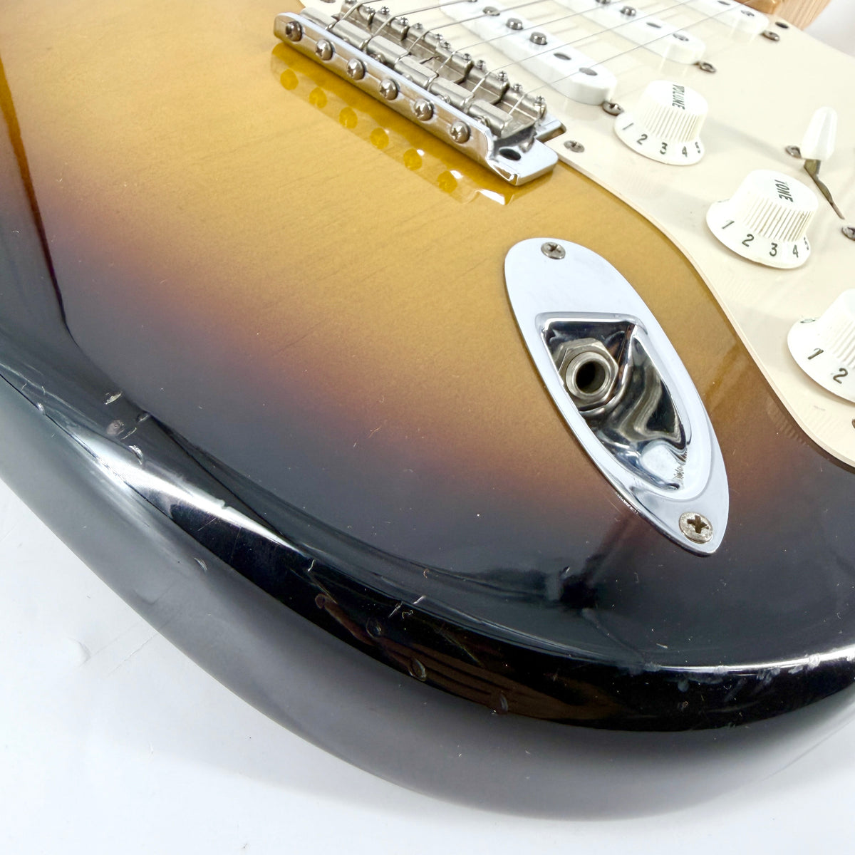 2005 Fender Custom Shop ’56 Stratocaster – 2 Tone Sunburst NOS