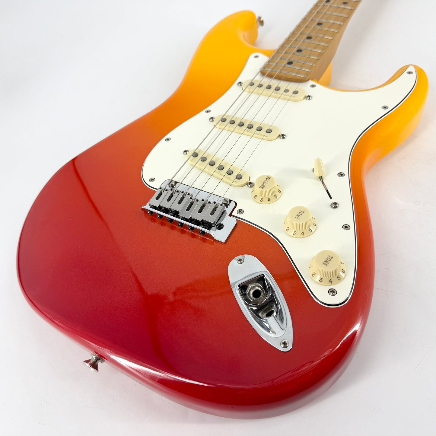 2021 Fender Player Plus Stratocaster – Tequila Sunrise