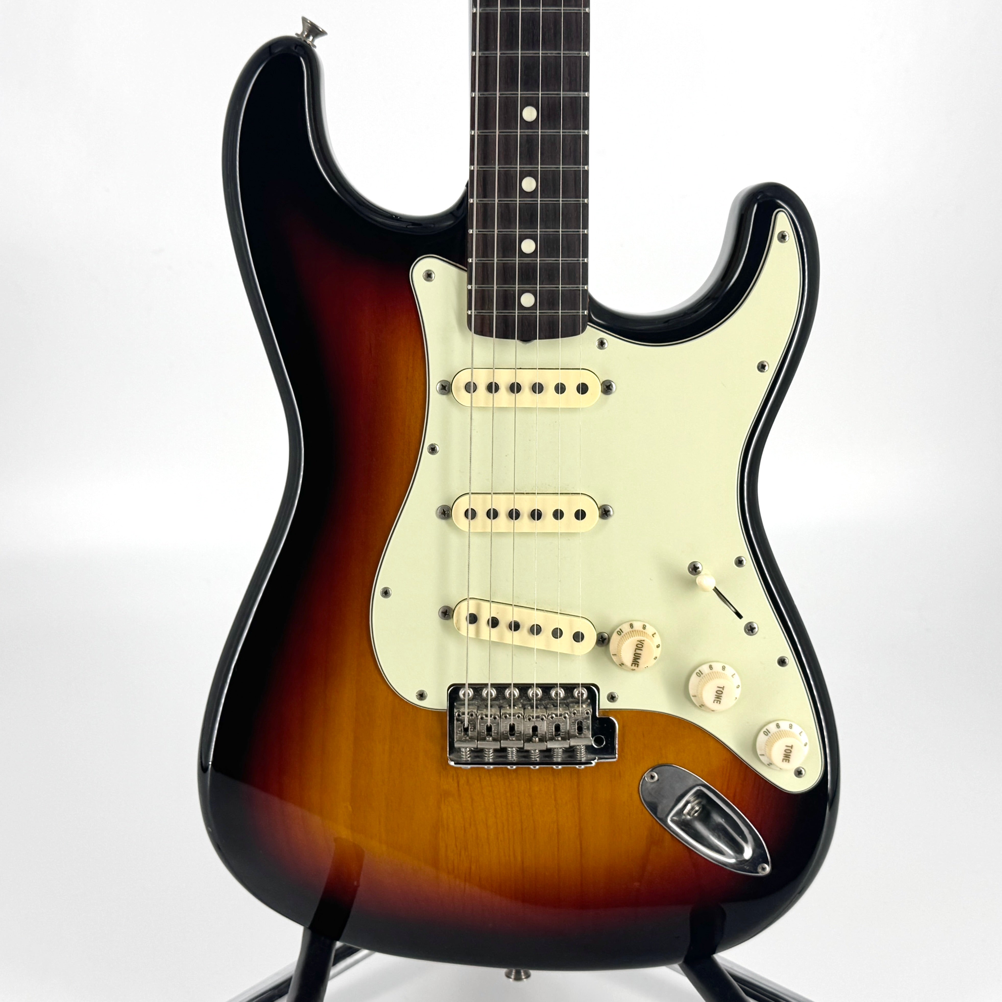ギター Fender Japan stratocaster 1994 Fender Japan ST-62 70TX Stratocaster – Sunburst – Jordan Guitars