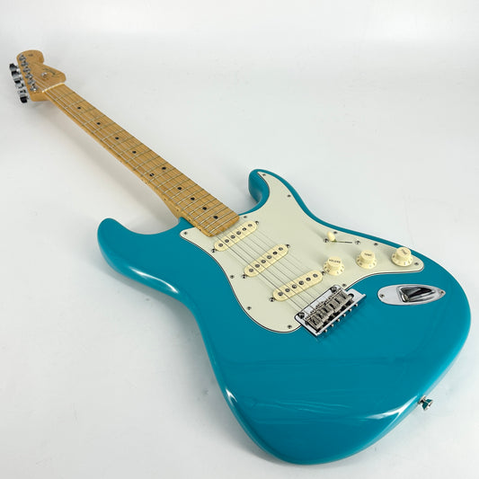 2020 Fender American Professional II Stratocaster – Miami Blue