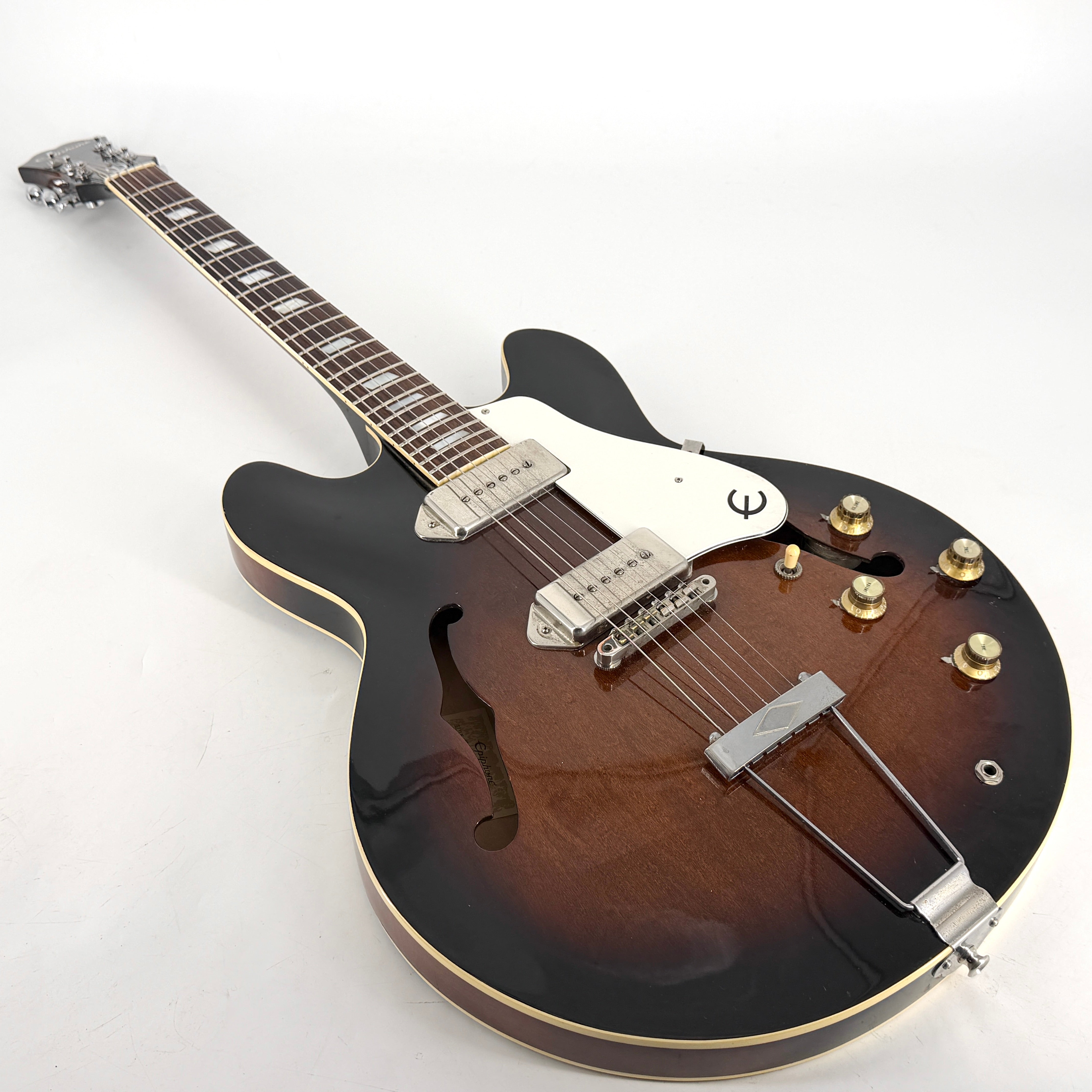 ギター epiphone casino japan 1986 Epiphone Casino Matsumoku Japan - Sunburst – Jordan Guitars
