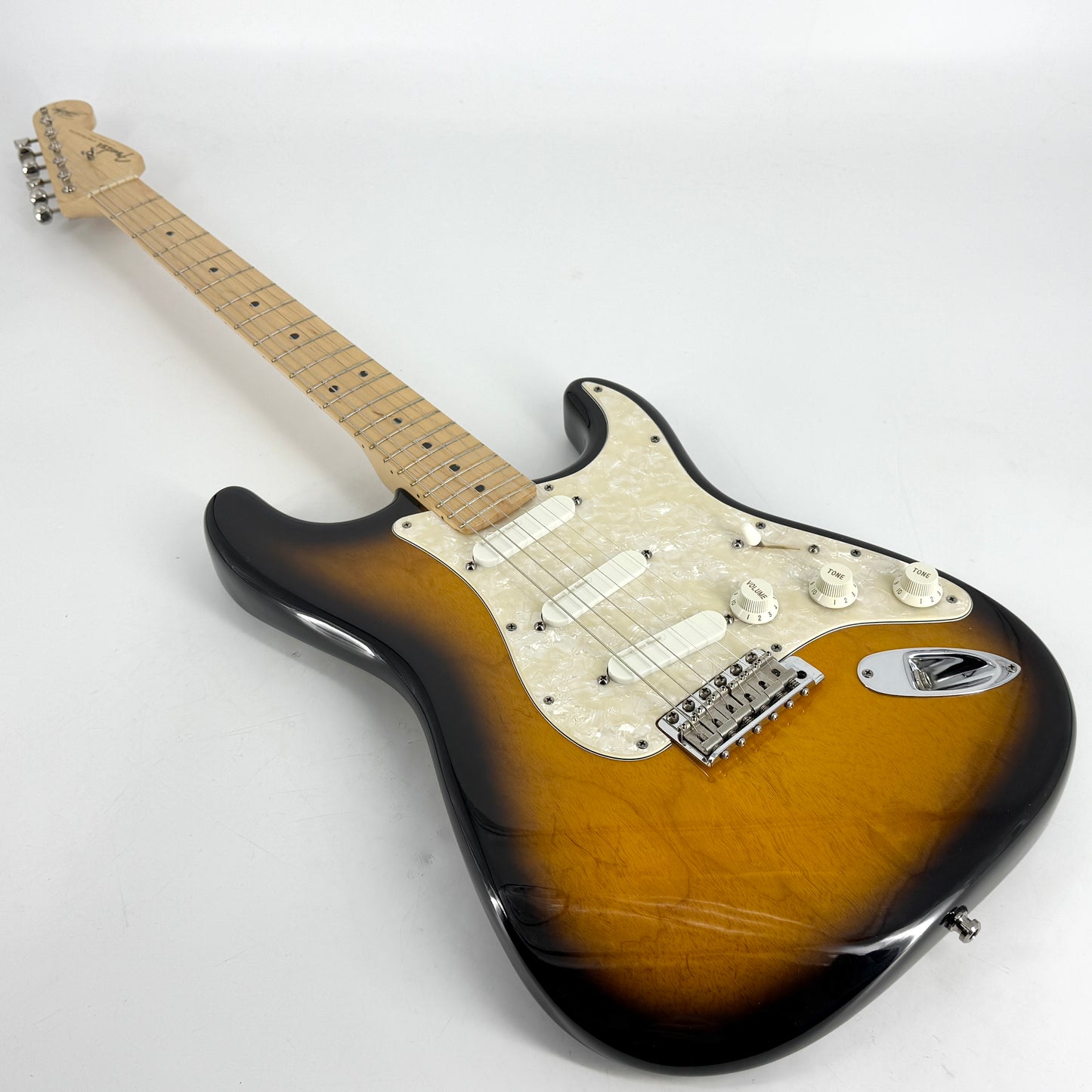 1995 Fender Buddy Guy Signature Stratocaster - 2-Tone Sunburst