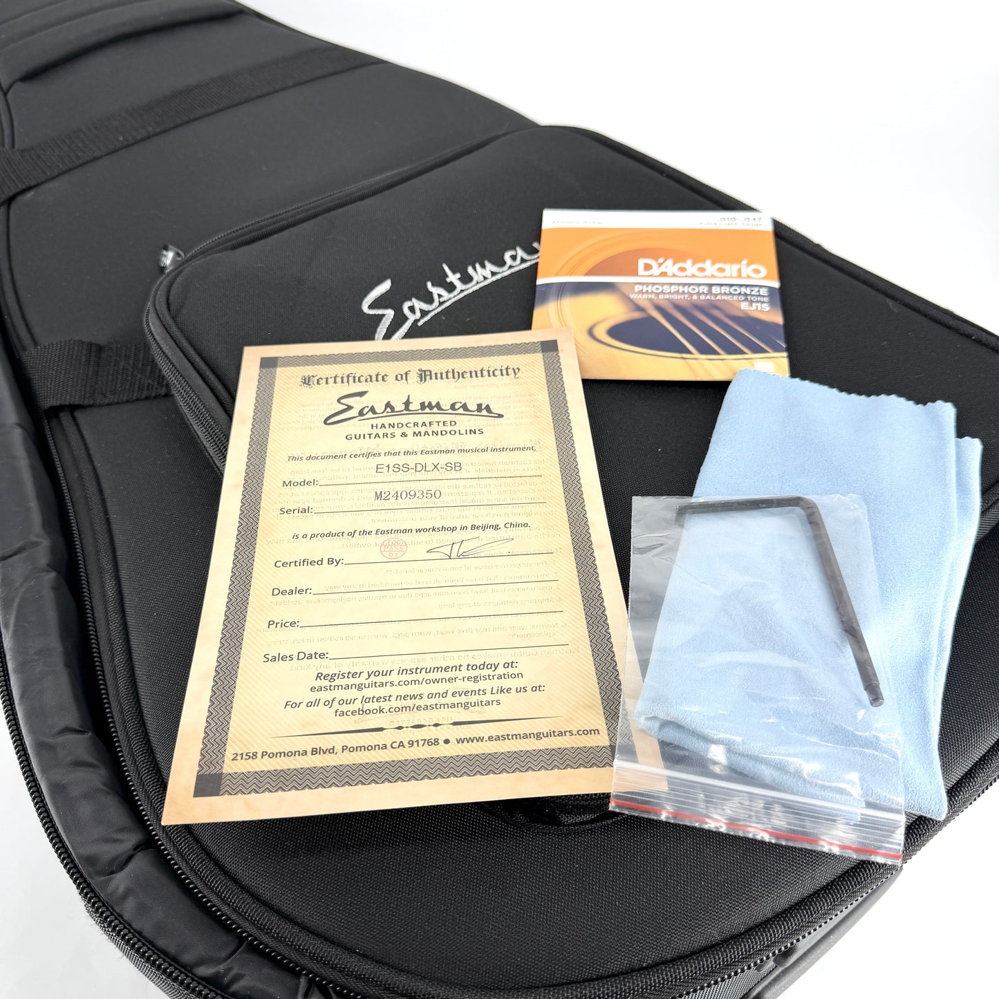 2024 Eastman E1SS Deluxe - Sunburst