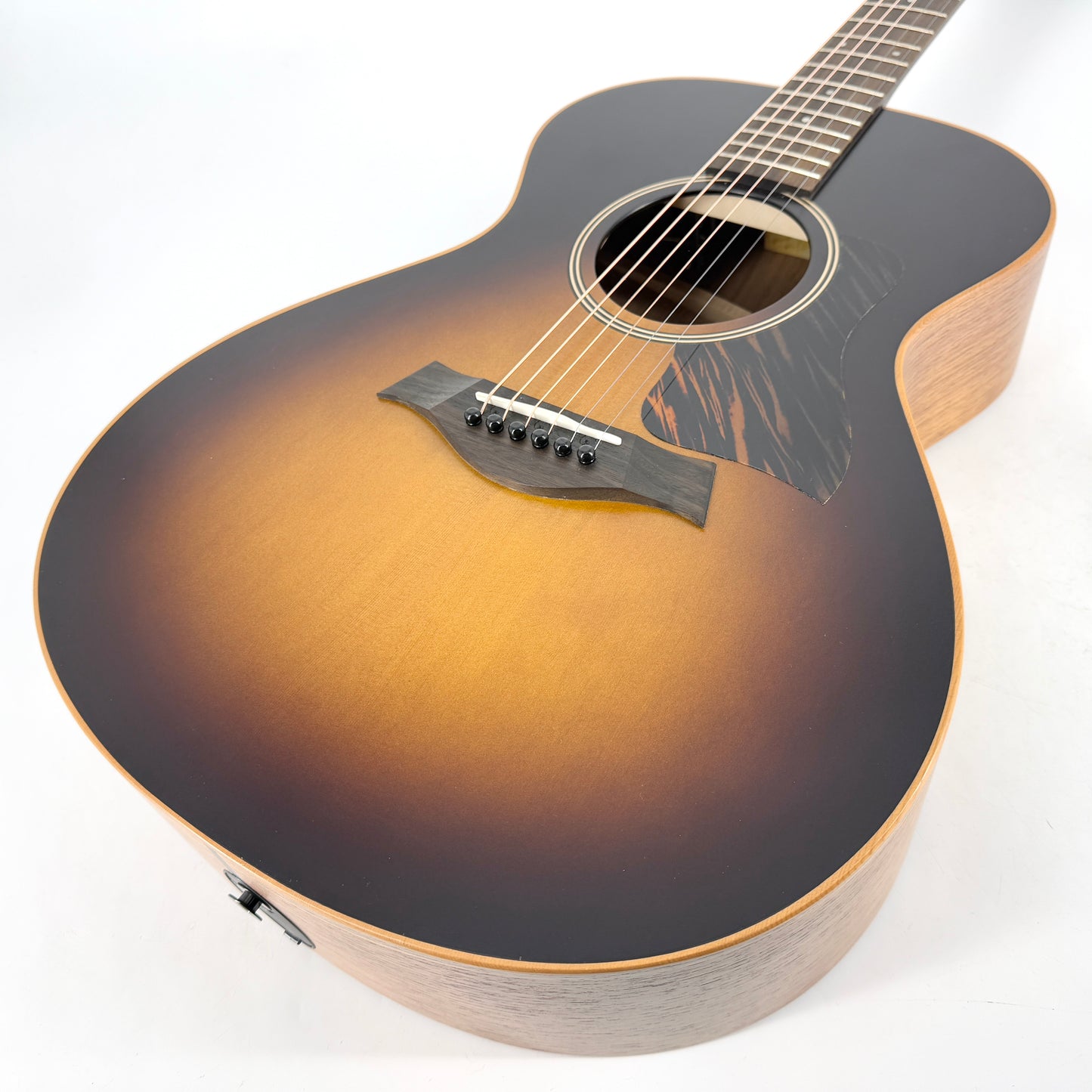 2022 Taylor AD12e-SB - Tobacco Sunburst