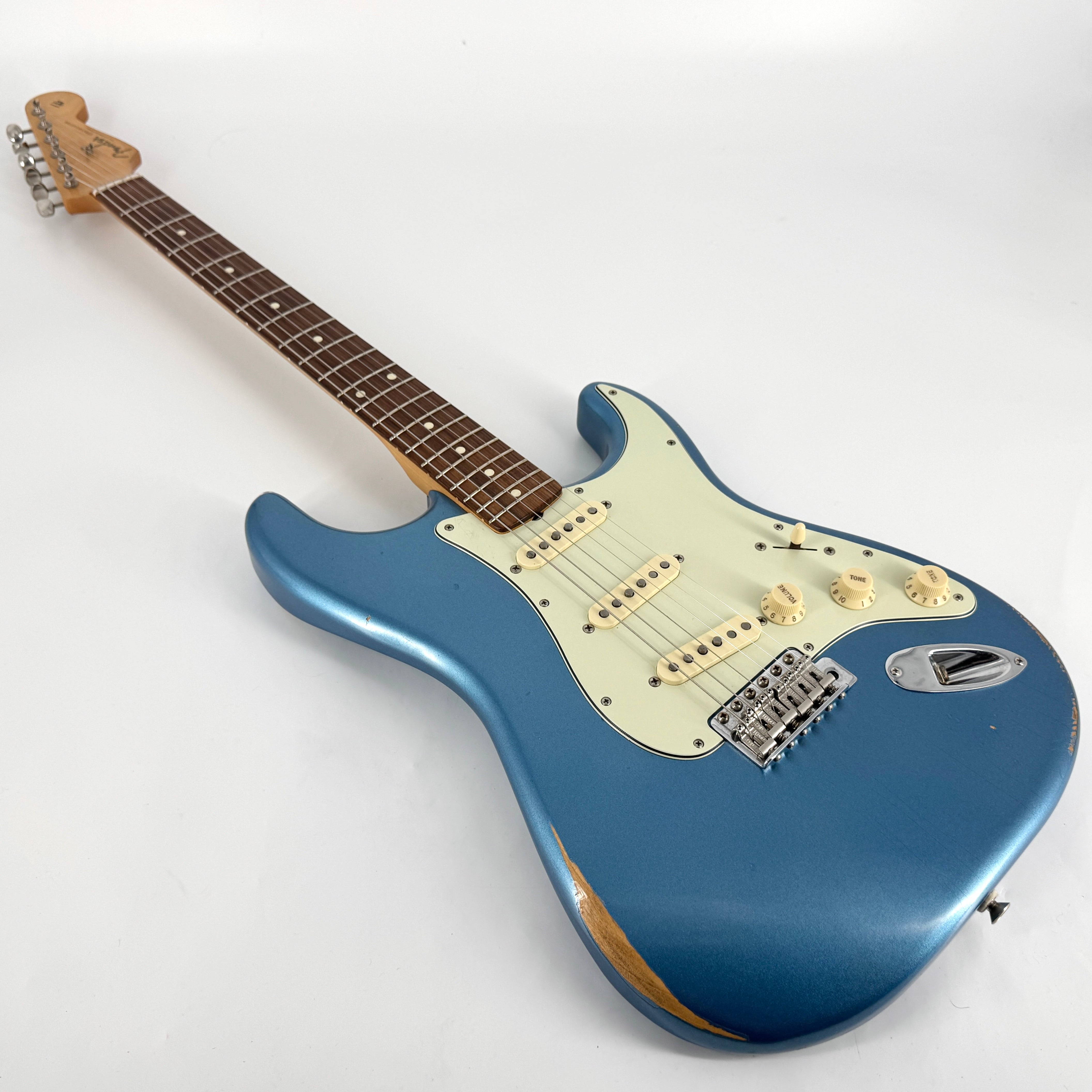 2021 Fender Vintera Road Worn 60's Stratocaster – Lake Placid Blue