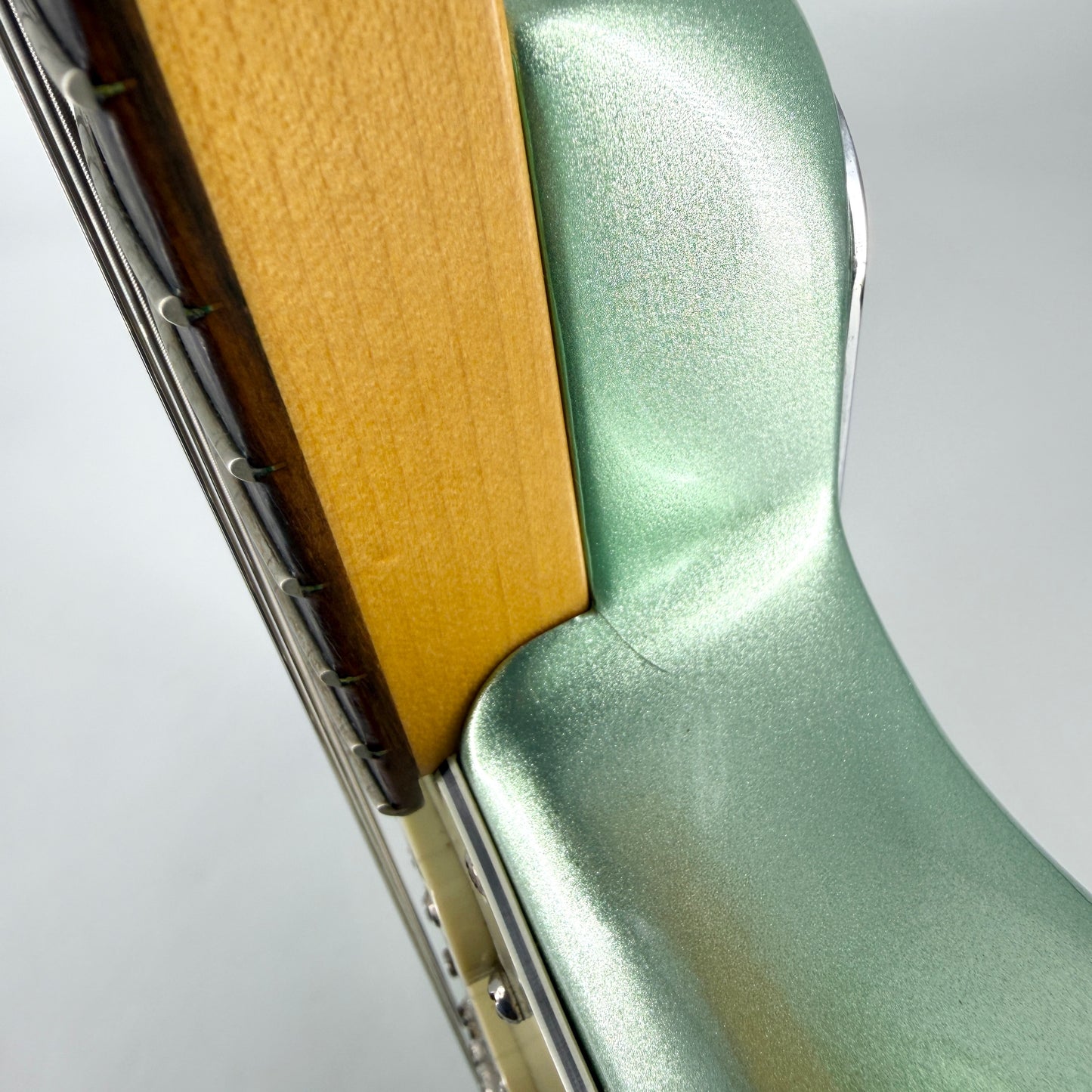 2021 Fender American Professional II Stratocaster – Mystic Surf Green