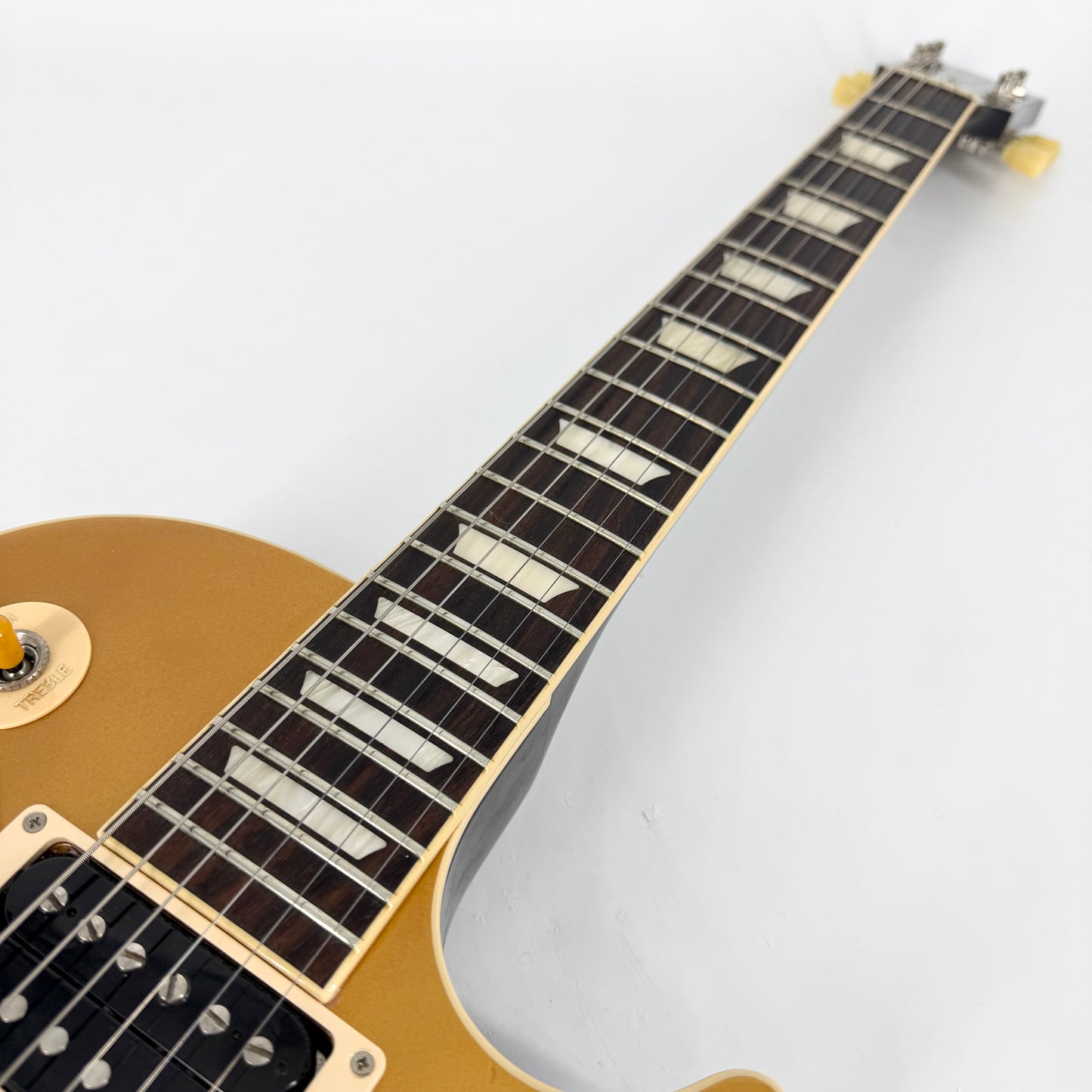 2022 Gibson Slash Victoria Les Paul Standard – Gold Top