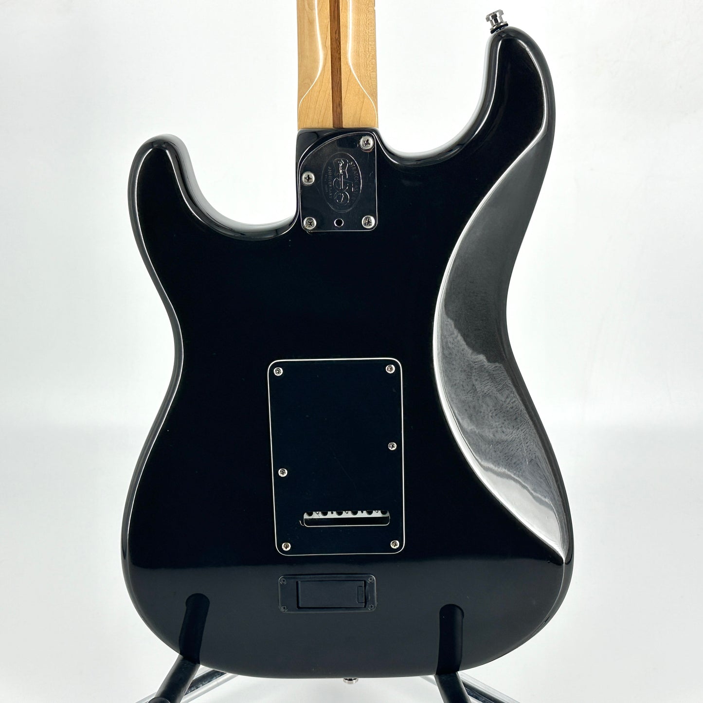 2004 Fender American Deluxe Stratocaster – Montego Black