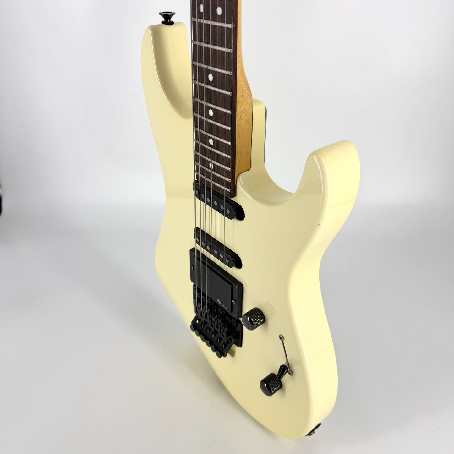 1990 Charvel 375 Deluxe – Pearl White