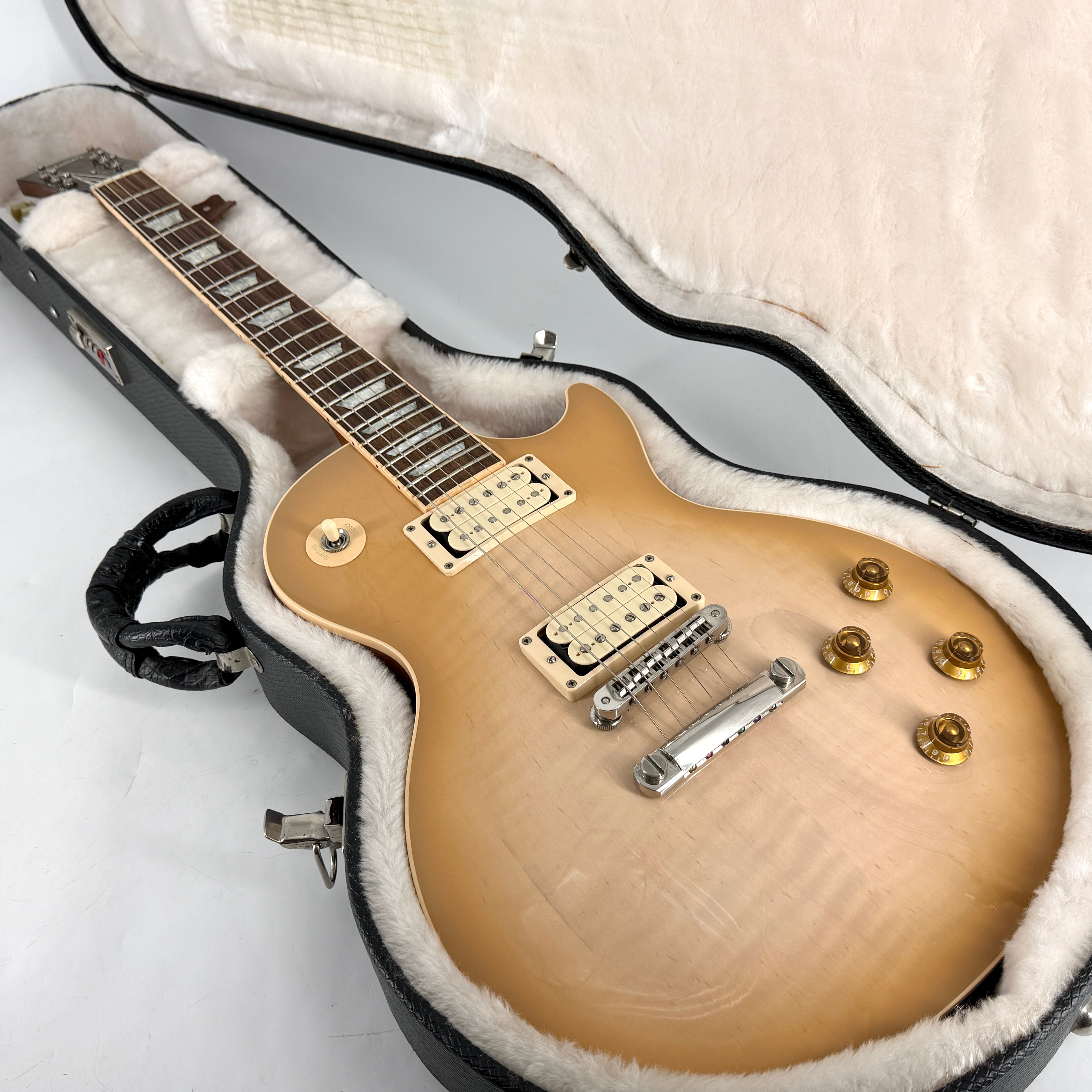 2004 Gibson Les Paul Standard – Latte Creme – Jordan Guitars