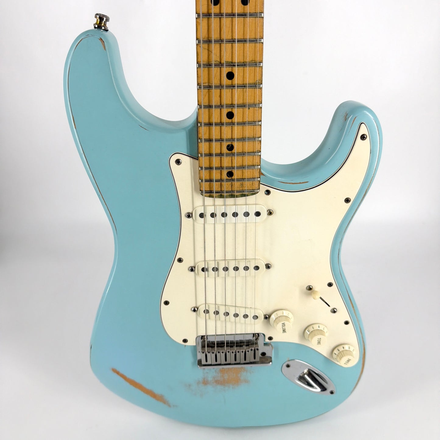 1995 Fender American Standard Stratocaster Relic - Daphne Blue
