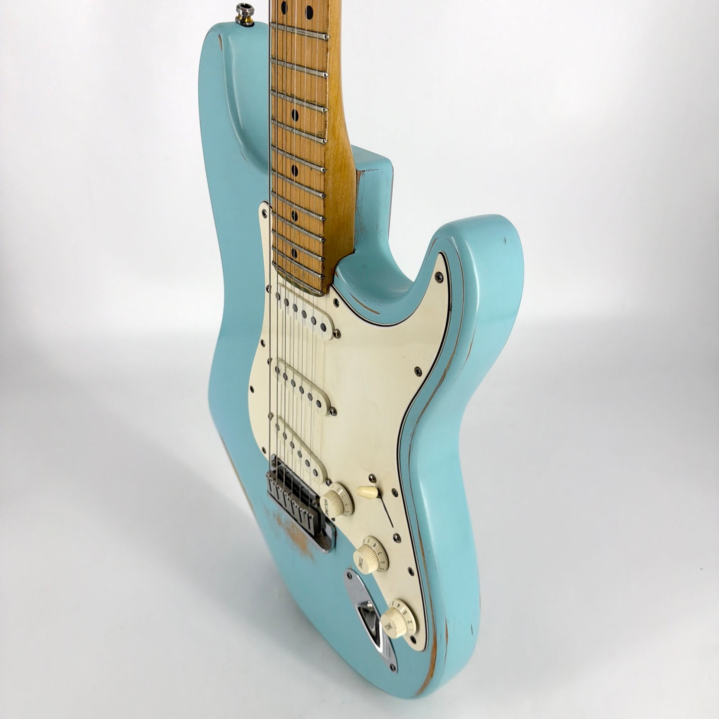 1995 Fender American Standard Stratocaster Relic - Daphne Blue