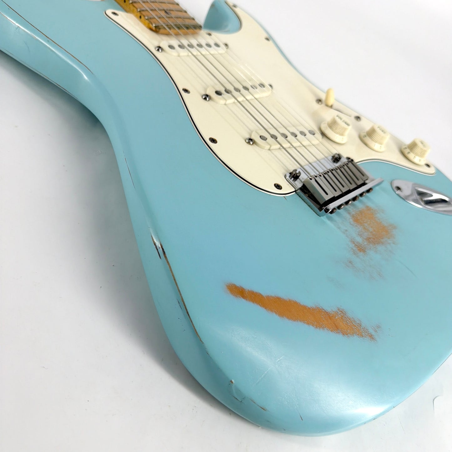 1995 Fender American Standard Stratocaster Relic - Daphne Blue