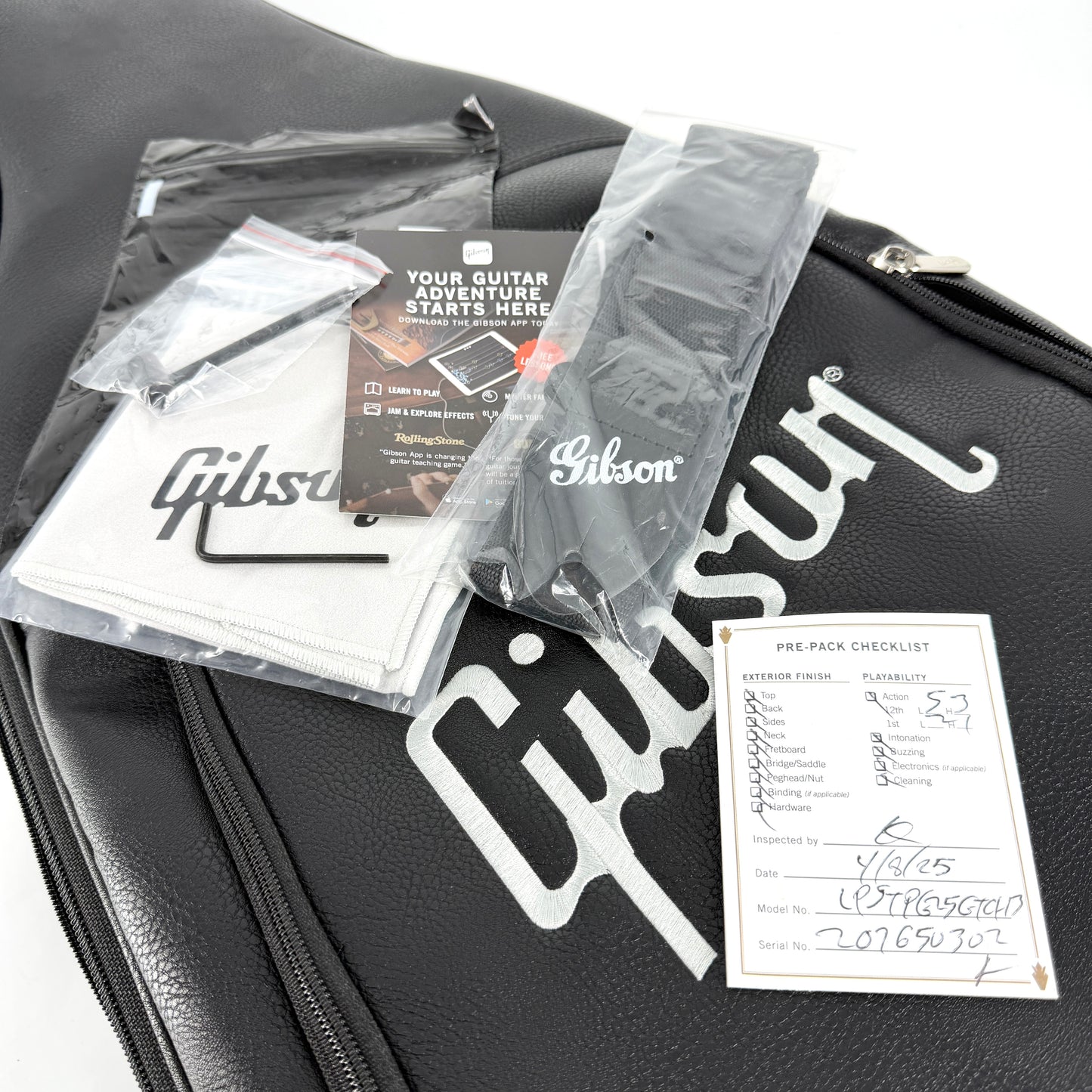 2025 Gibson Les Paul Studio - Goldtop