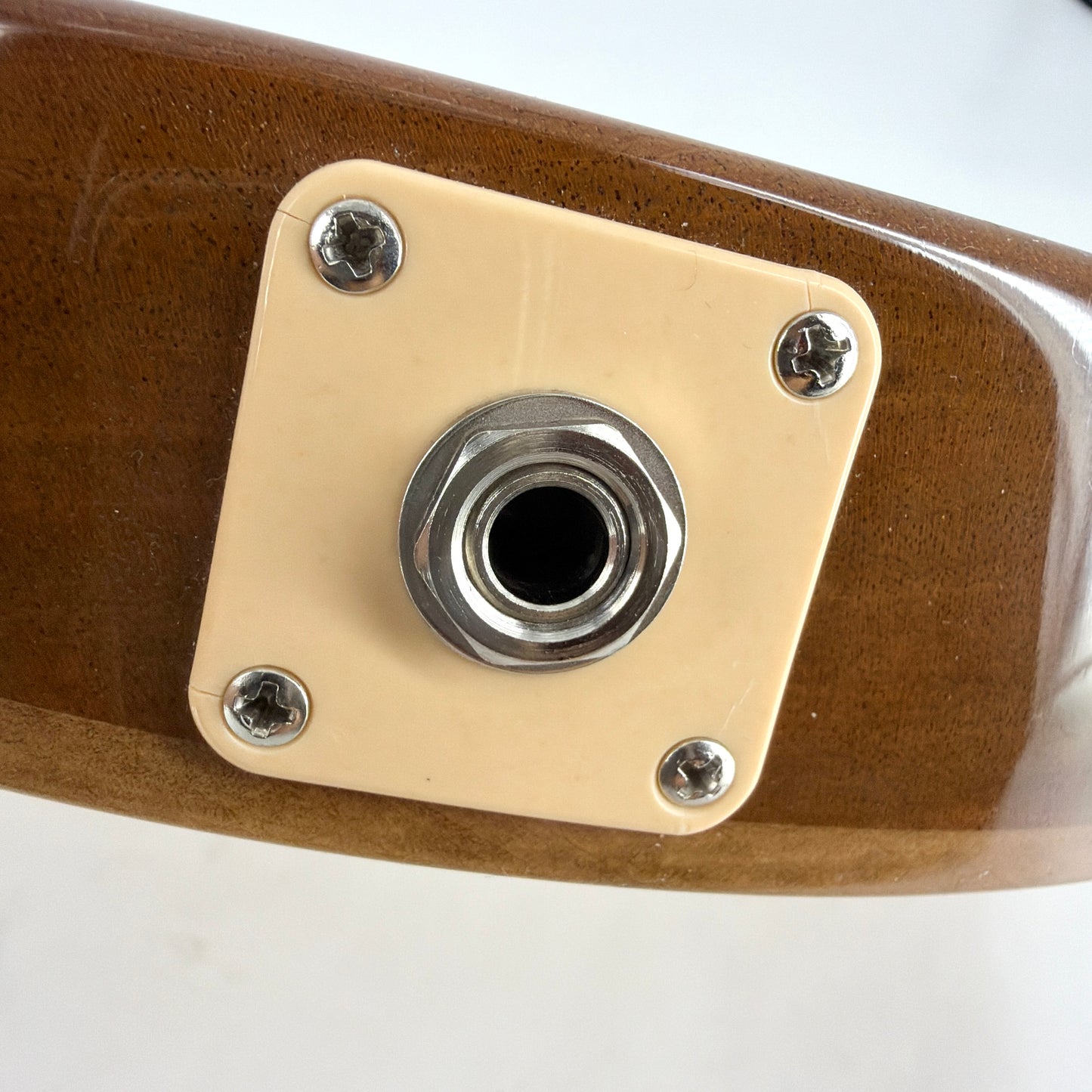 2025 Gibson Les Paul Studio - Goldtop