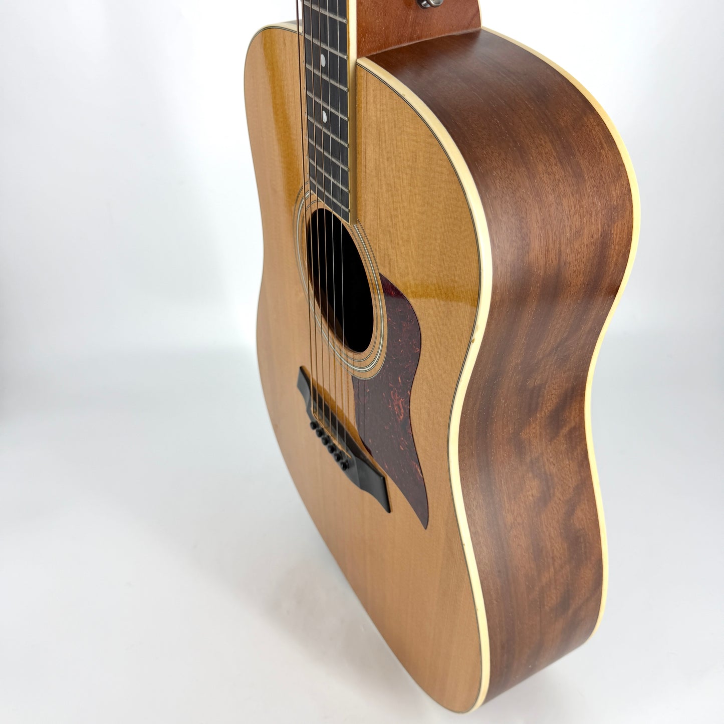 2001 Taylor 410 - Natural