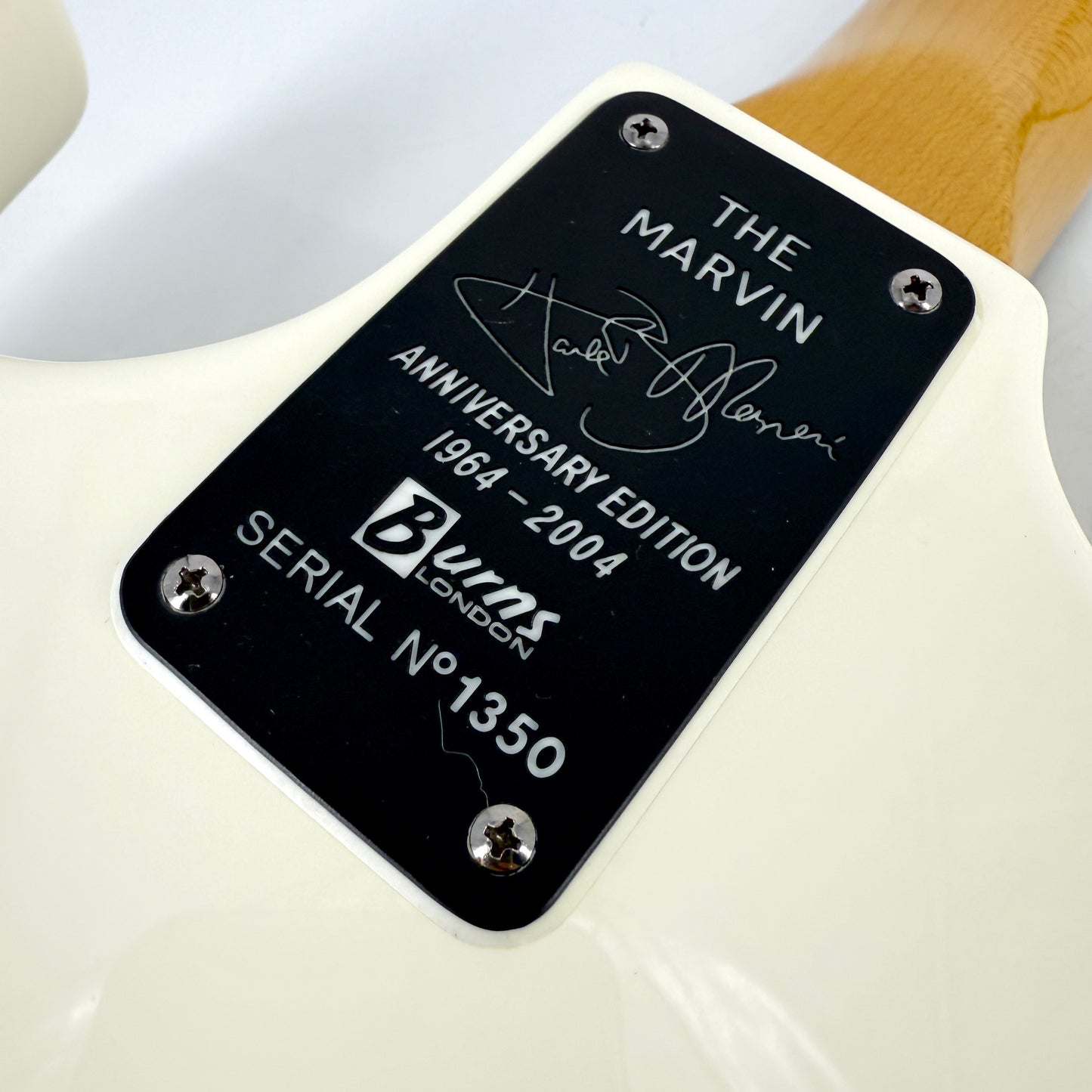 2004 Burns 40th Anniversary Hank Marvin 'The Marvin' Signature - White