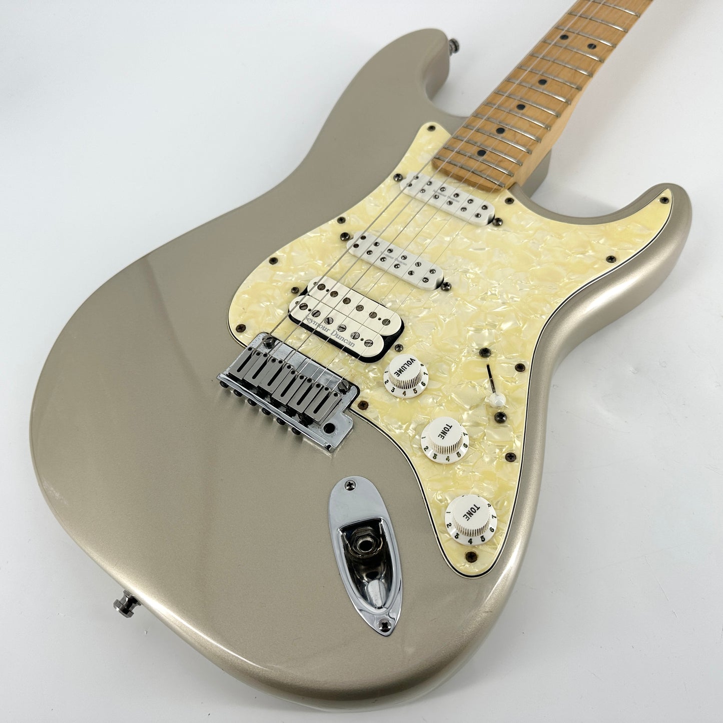 1999 Fender American Lone Star Stratocaster – Shoreline Gold