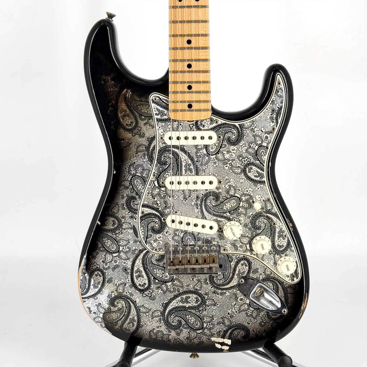 2018 Fender Custom Shop Limited Edition ’68 Stratocaster Relic - Black Paisley