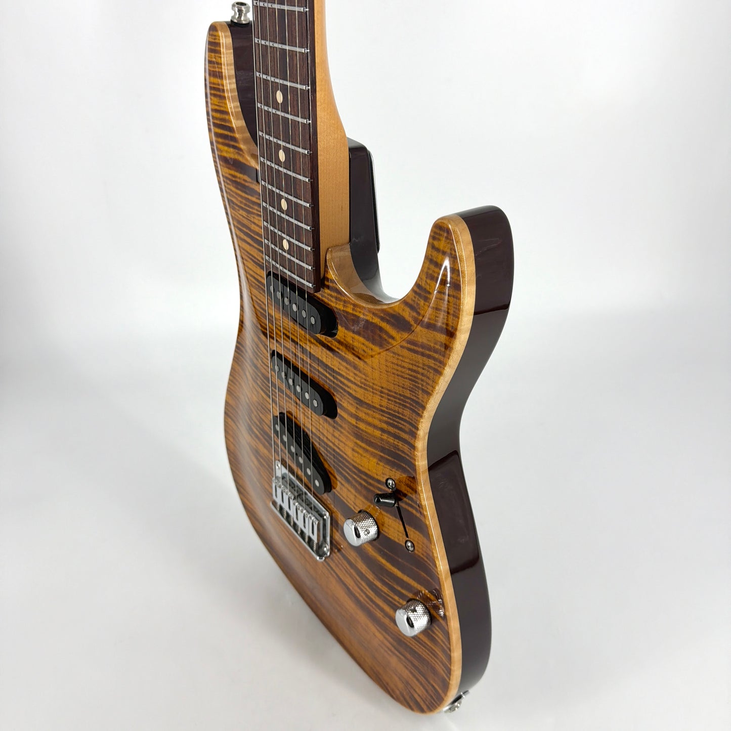 2004 Suhr Standard Carve Top - Bengal
