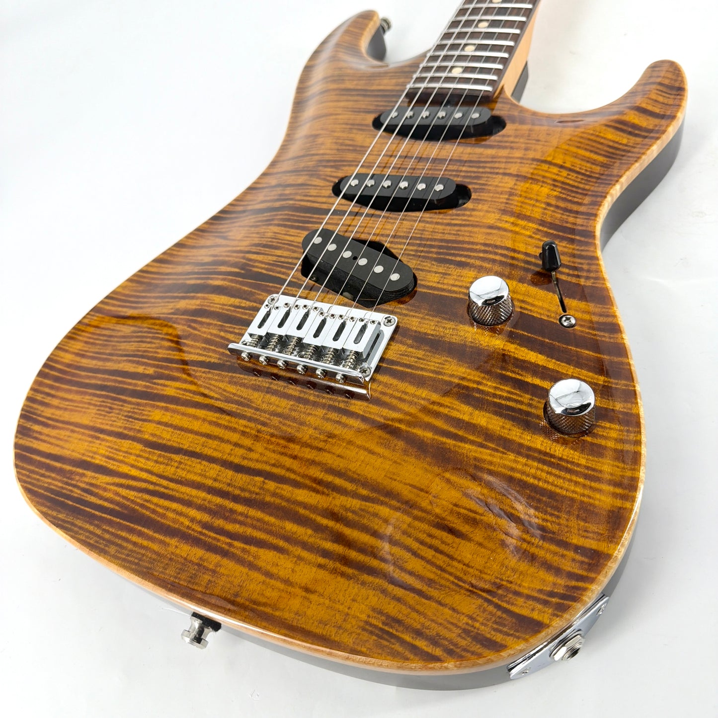 2004 Suhr Standard Carve Top - Bengal