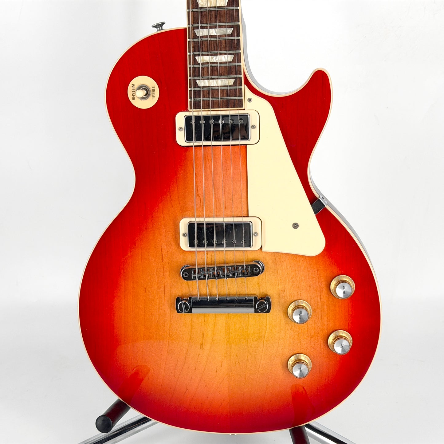 2022 Gibson Les Paul 70s Deluxe – Cherry Sunburst