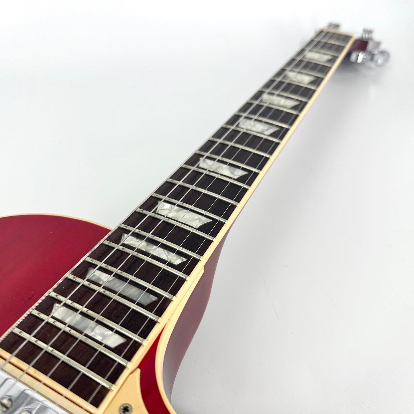 2000 Gibson Les Paul Standard – Cherry Sunburst