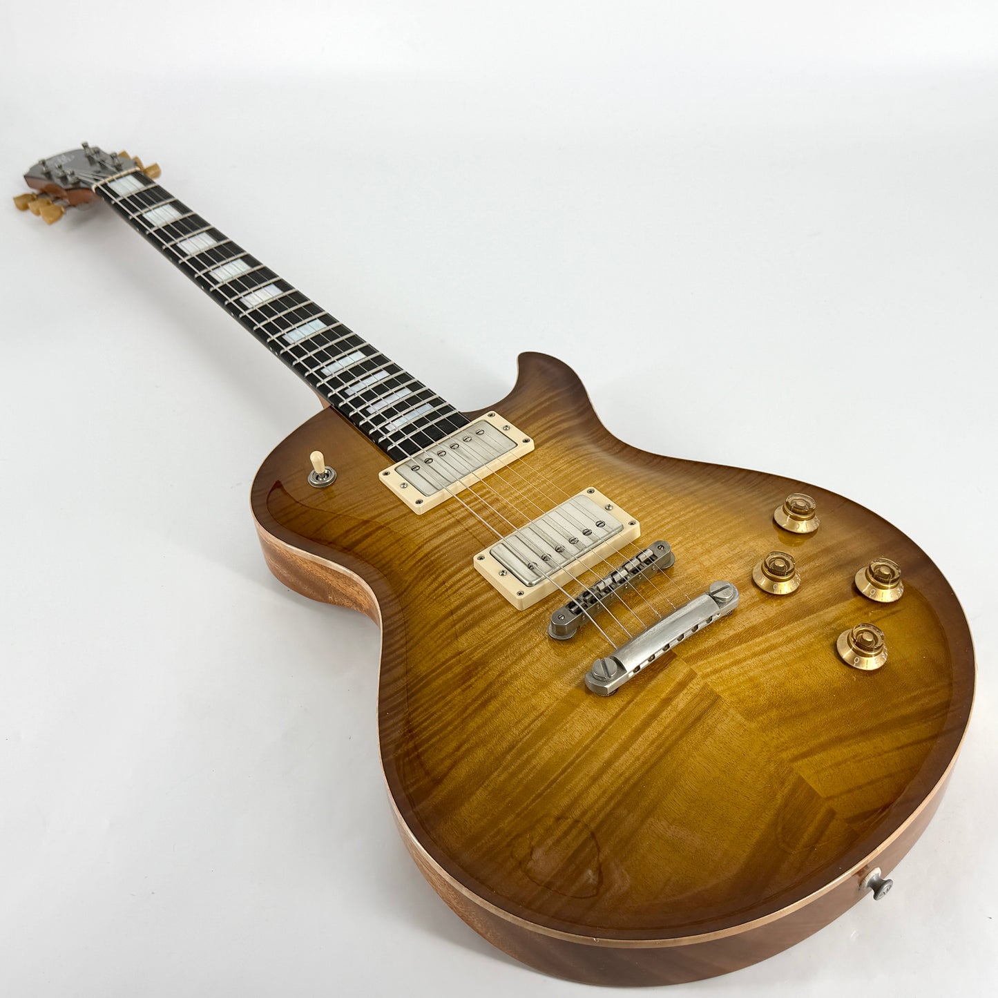 Patrick James Eggle Macon Singlecut – Buck Burst