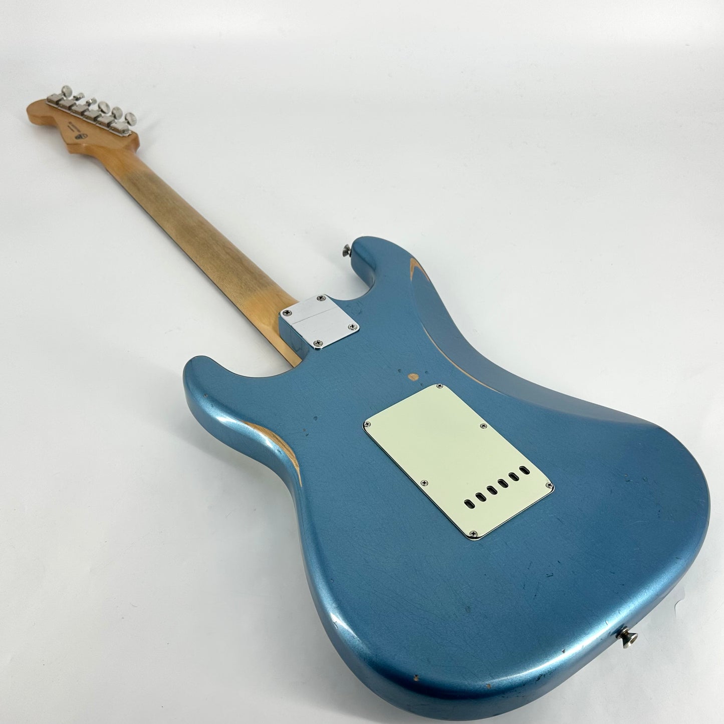 2021 Fender Vintera Road Worn 60’s Stratocaster – Lake Placid Blue