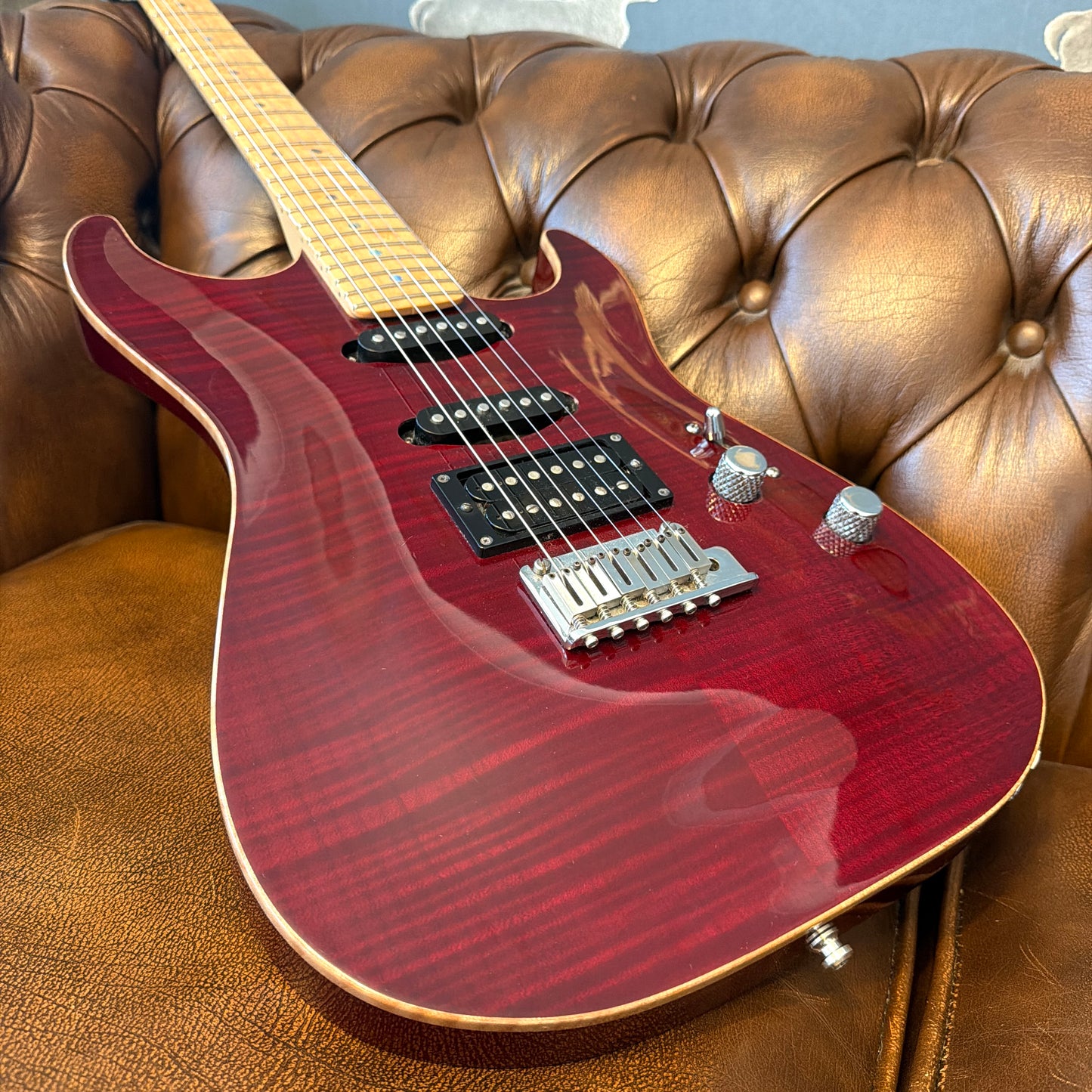 2001 Fender Custom Shop Showmaster FMT – Cherry Transparent