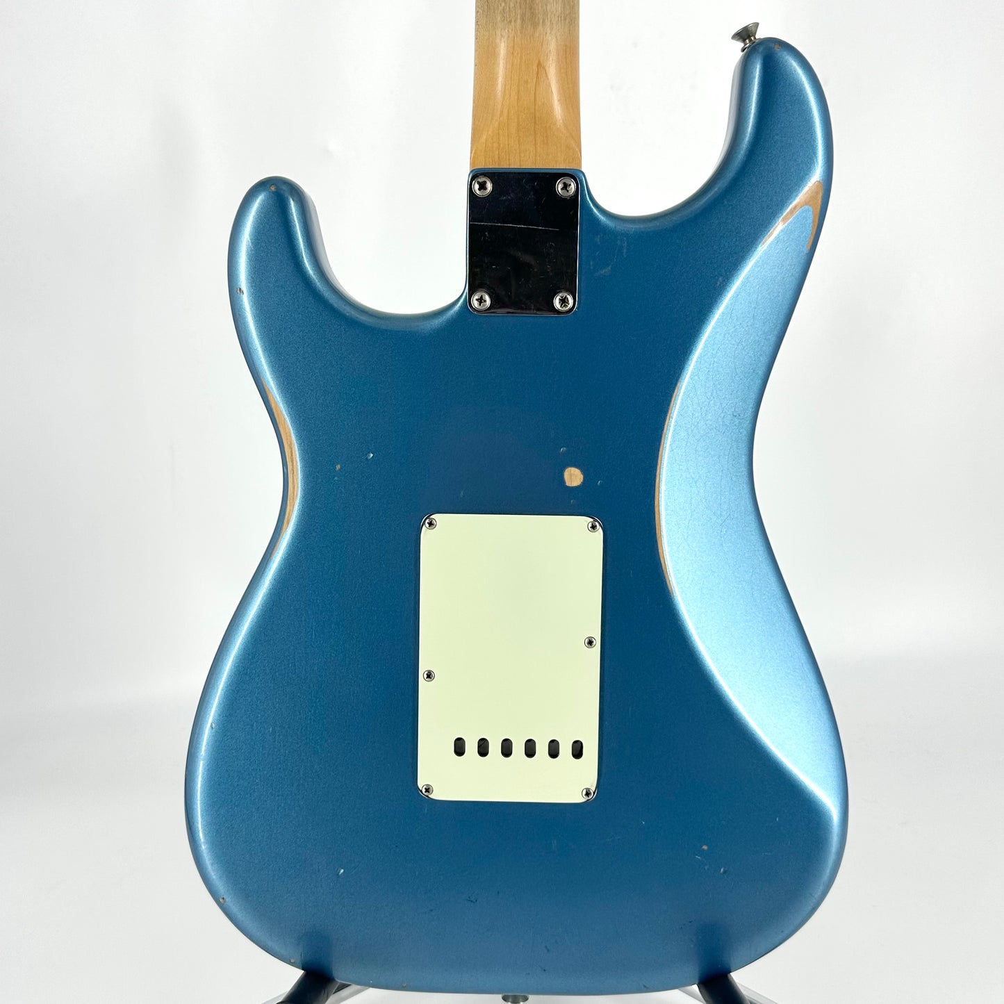 2021 Fender Vintera Road Worn 60’s Stratocaster – Lake Placid Blue