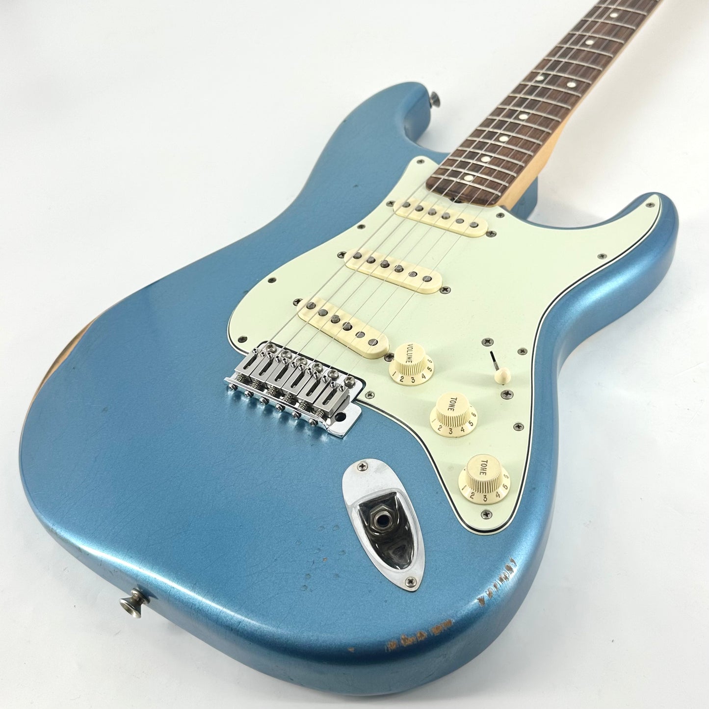 2021 Fender Vintera Road Worn 60’s Stratocaster – Lake Placid Blue
