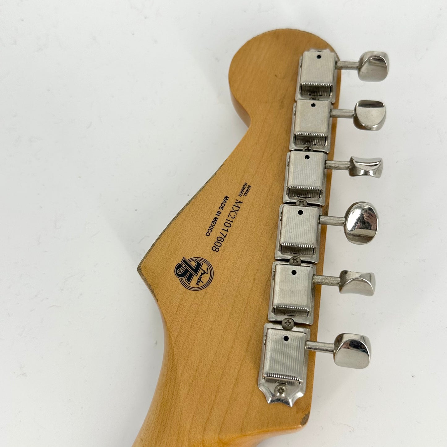 2021 Fender Vintera Road Worn 60’s Stratocaster – Lake Placid Blue