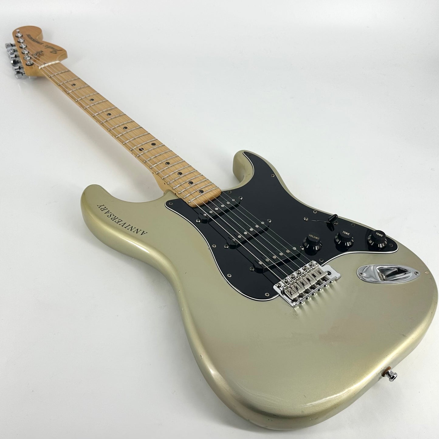 1979 Fender 25th Anniversary American Stratocaster – Silver