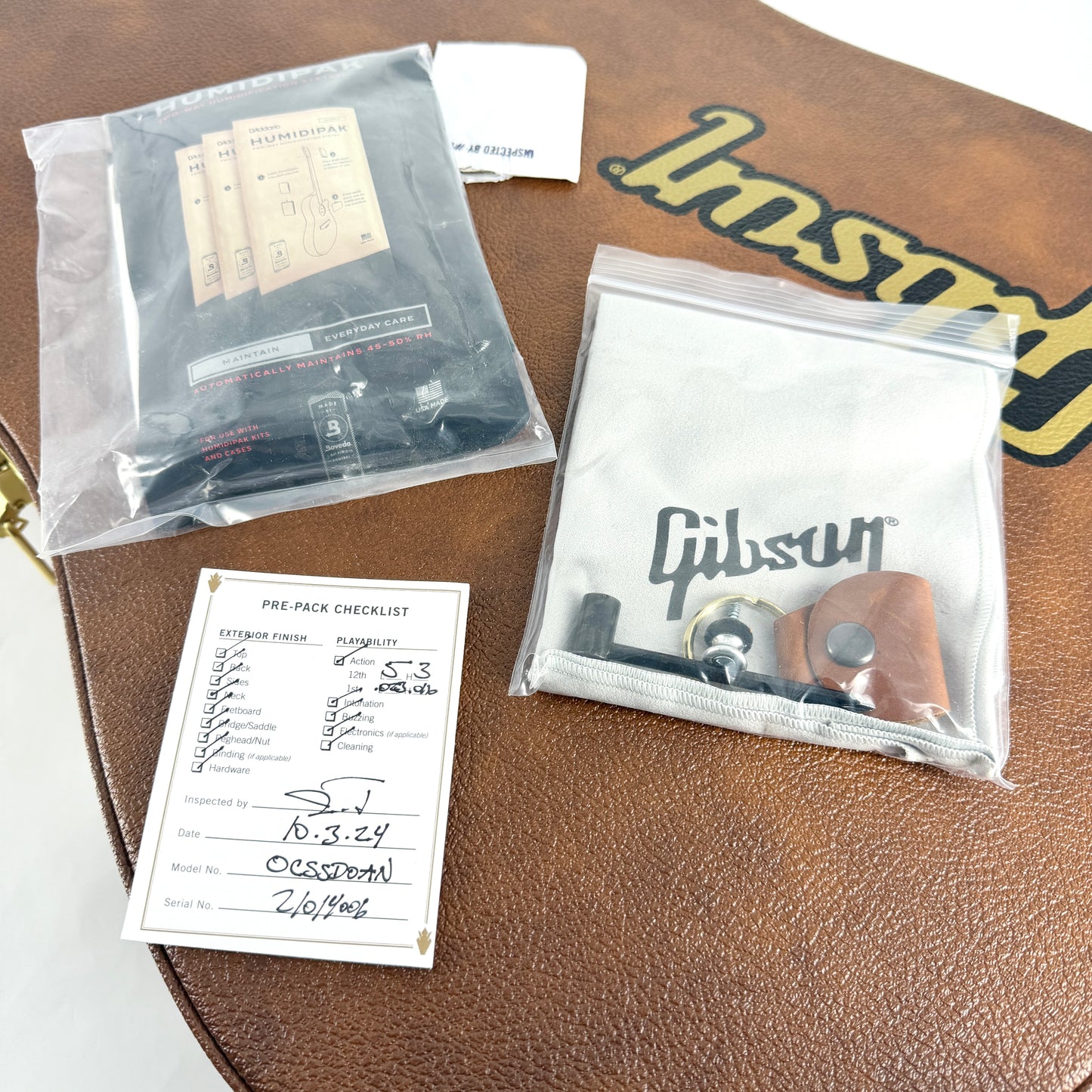 2024 Gibson Dove - Antique Natural