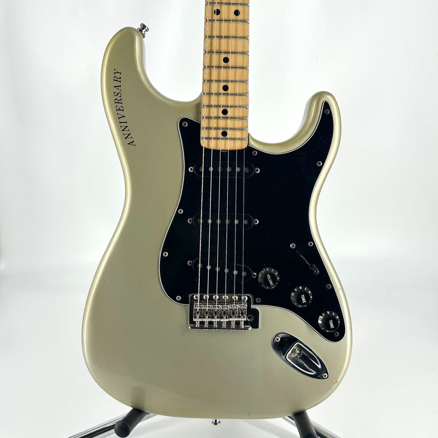 1979 Fender 25th Anniversary American Stratocaster – Silver