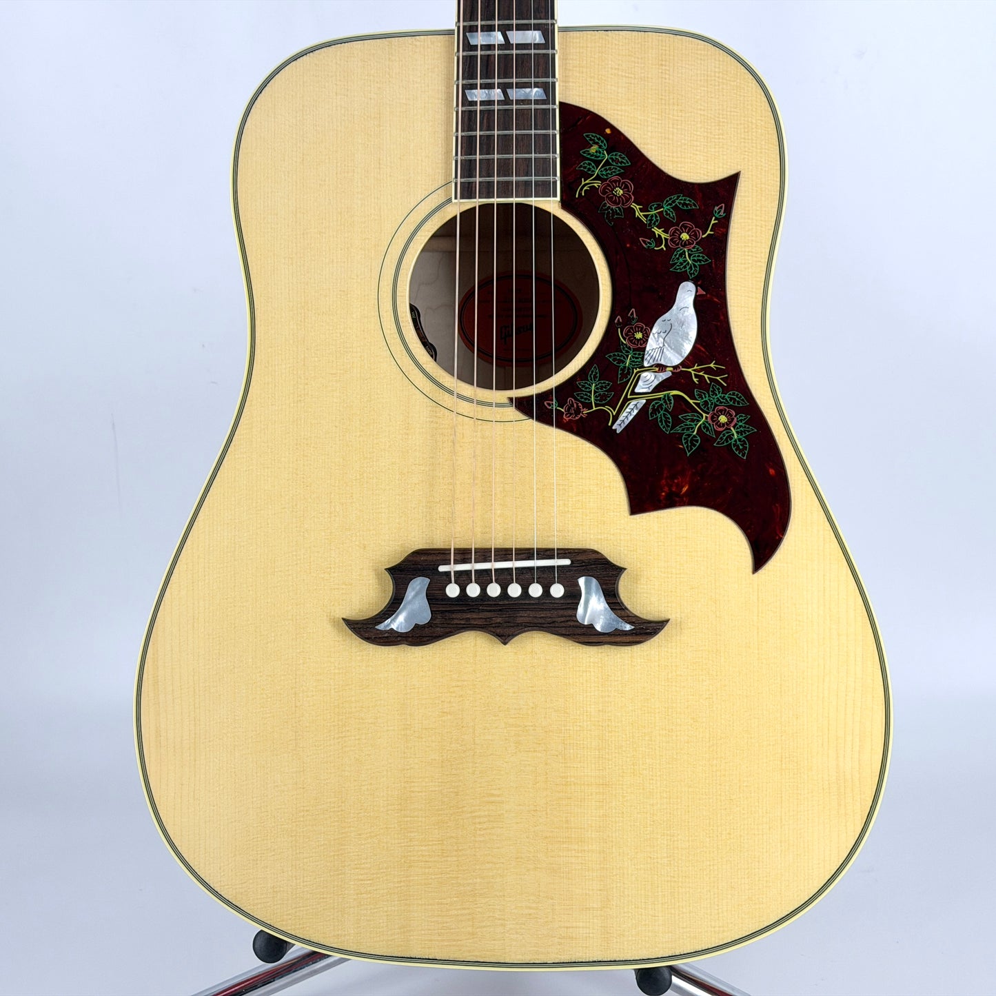 2024 Gibson Dove - Antique Natural