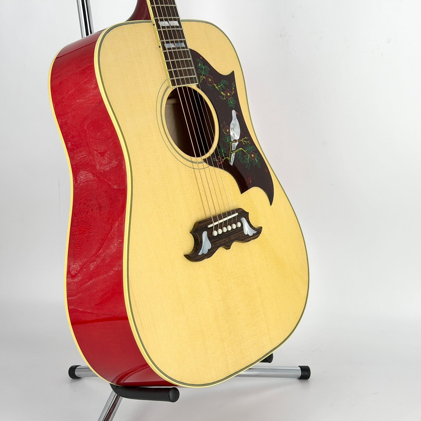 2024 Gibson Dove - Antique Natural