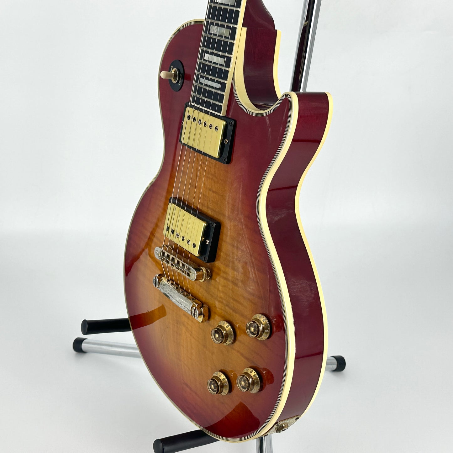 1993 Gibson Les Paul Custom – Cherry Sunburst