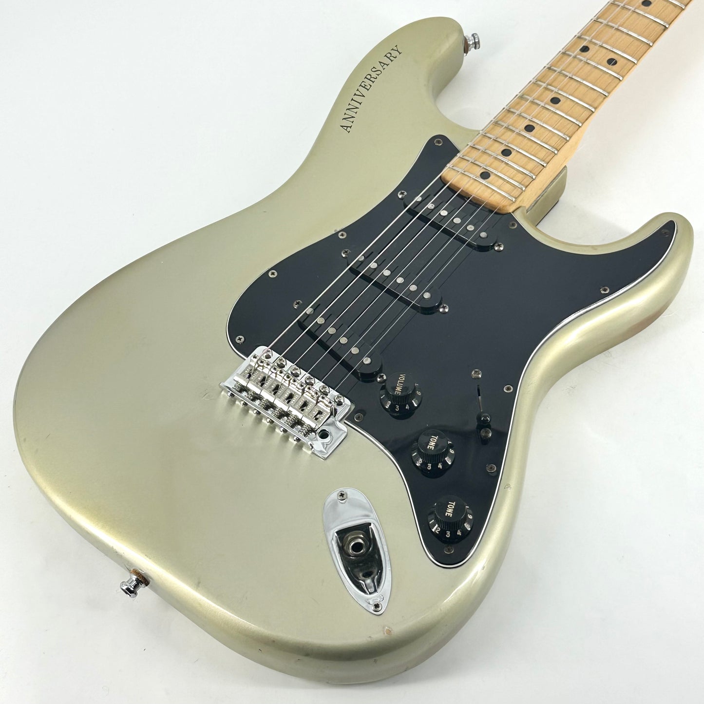 1979 Fender 25th Anniversary American Stratocaster – Silver