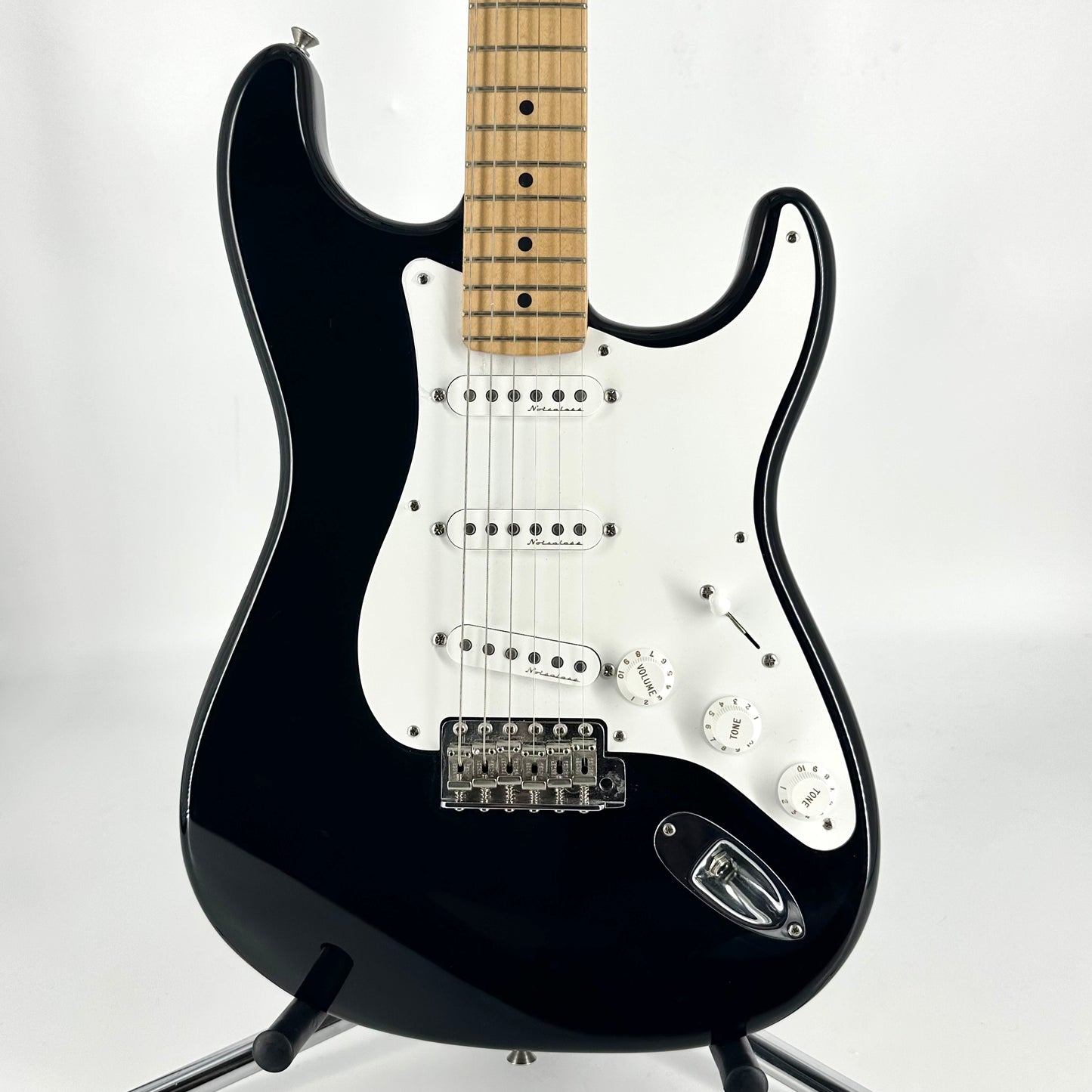 2017 Fender Eric Clapton Signature Stratocaster – Blackie