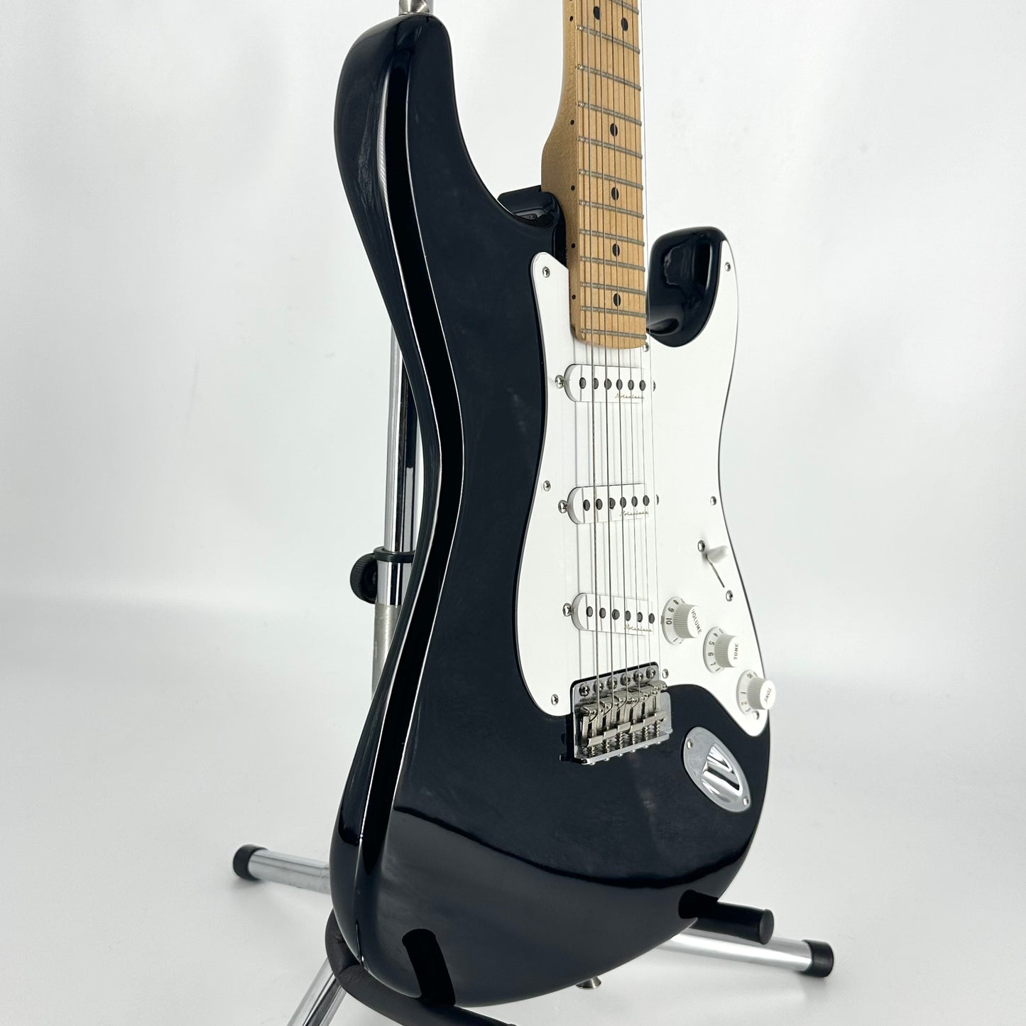 2017 Fender Eric Clapton Signature Stratocaster – Blackie
