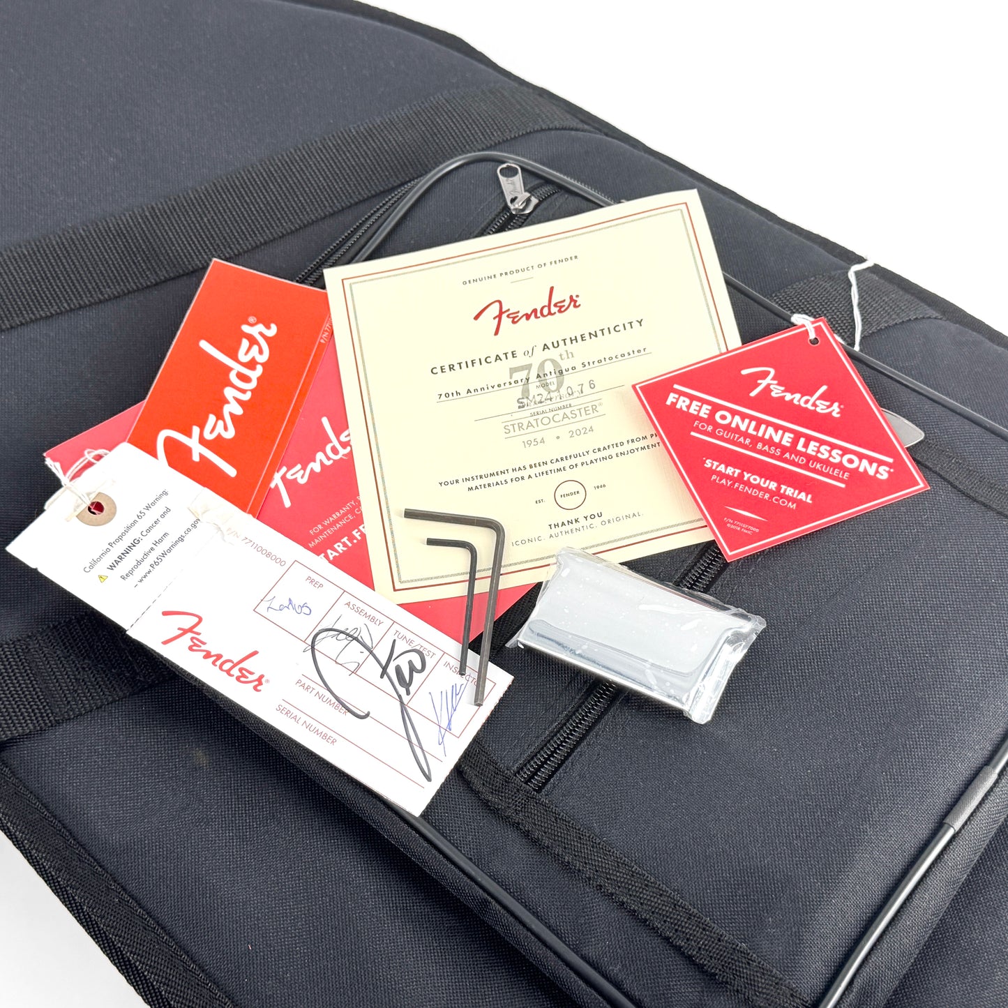 2024 Fender 70th Anniversary Vintera Stratocaster – Antigua