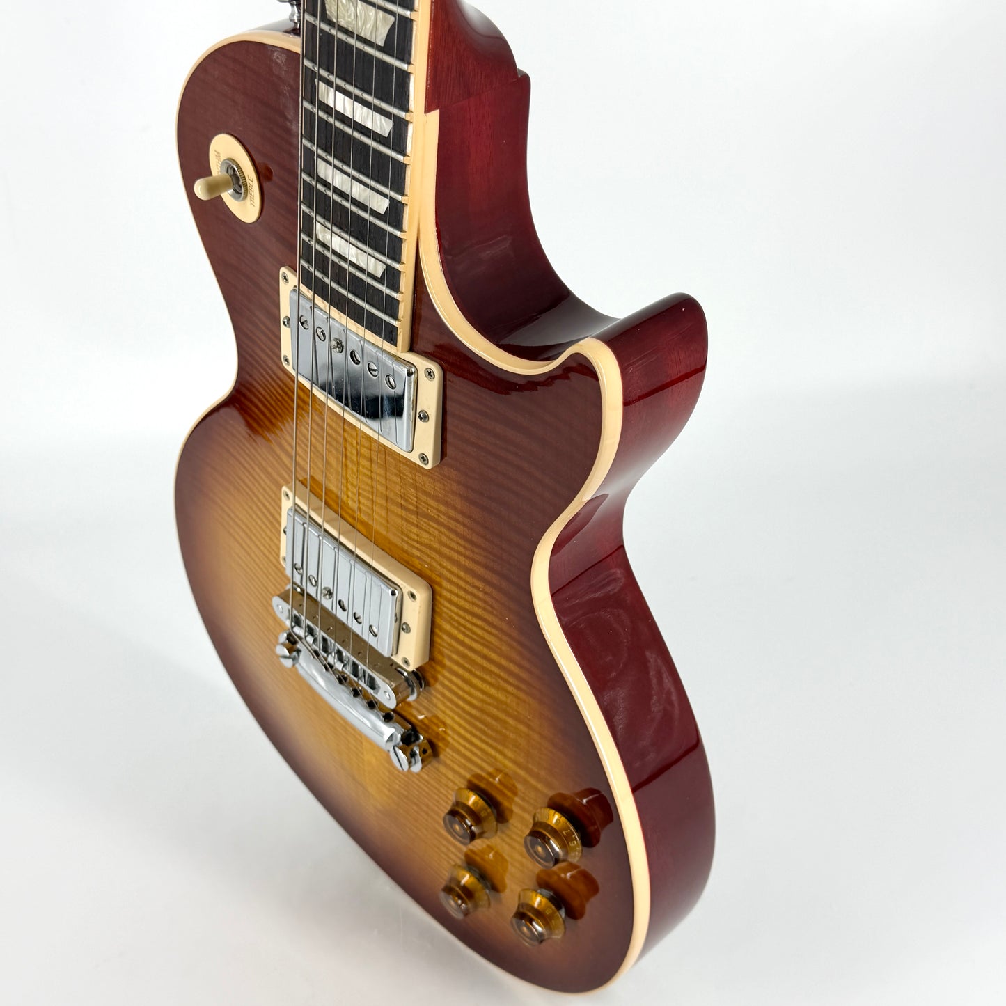 2016 Gibson Les Paul Standard – Tea Burst