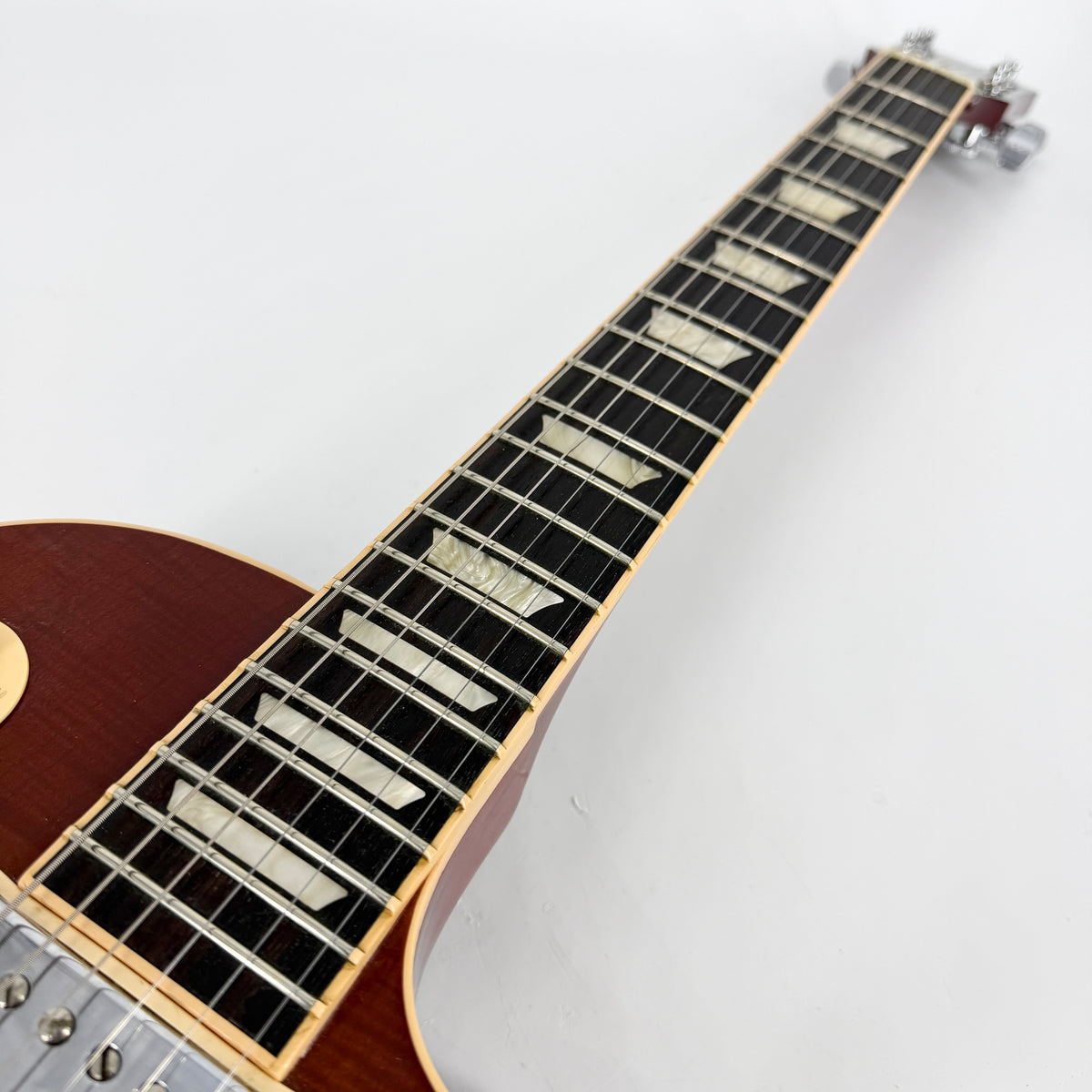 2016 Gibson Les Paul Standard – Tea Burst