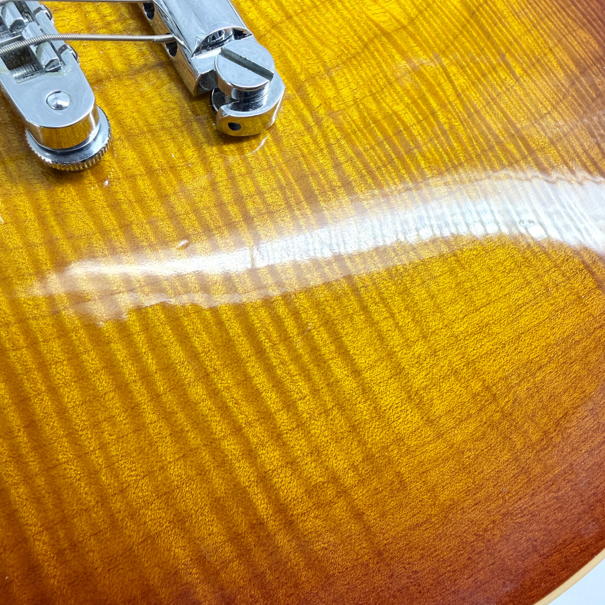 2016 Gibson Les Paul Standard – Tea Burst