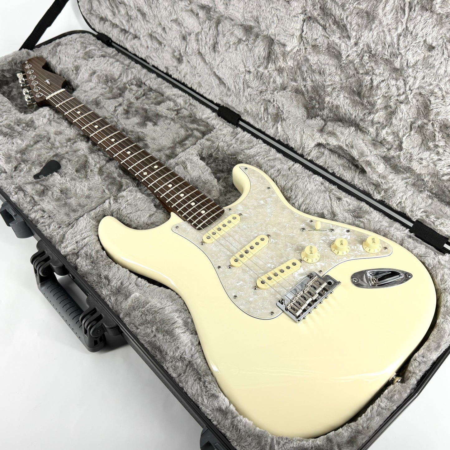 2023 Fender American Mod Shop Stratocaster Solid Rosewood Neck – Olympic White
