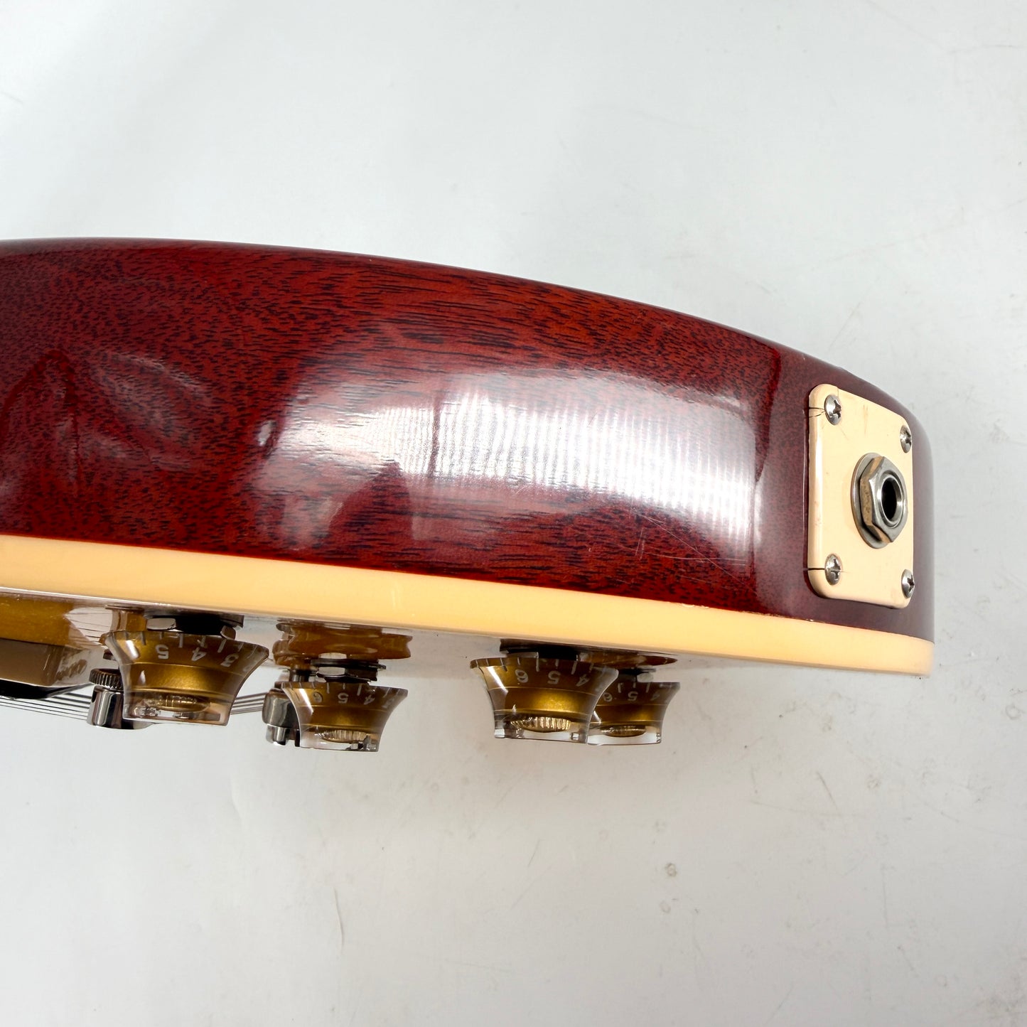 2002 Gibson Les Paul Standard – Amber