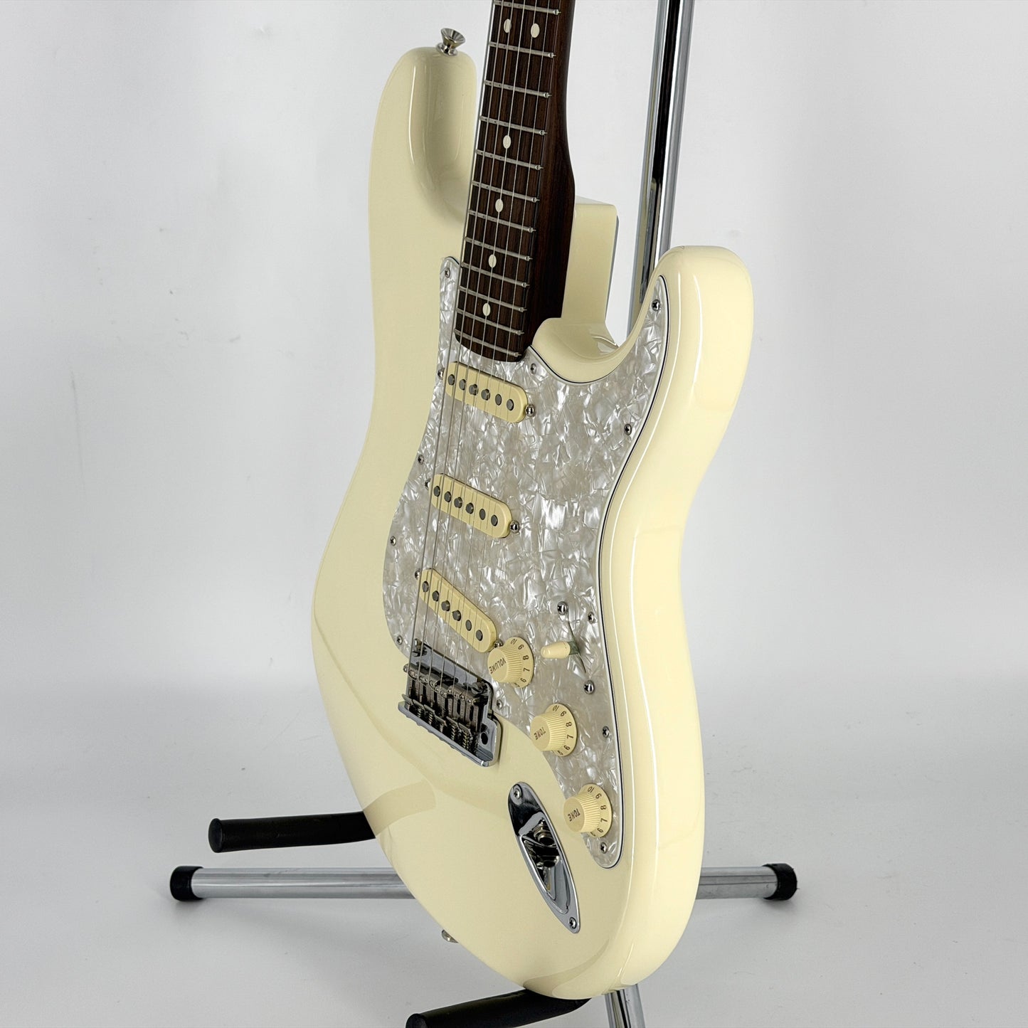 2023 Fender American Mod Shop Stratocaster Solid Rosewood Neck – Olympic White