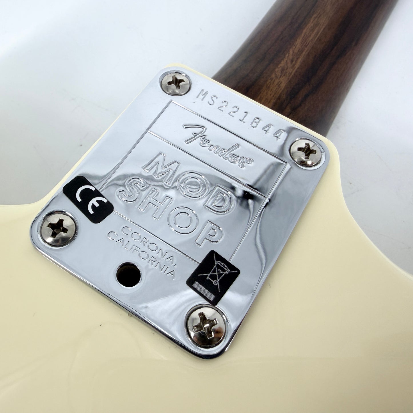 2023 Fender American Mod Shop Stratocaster Solid Rosewood Neck – Olympic White